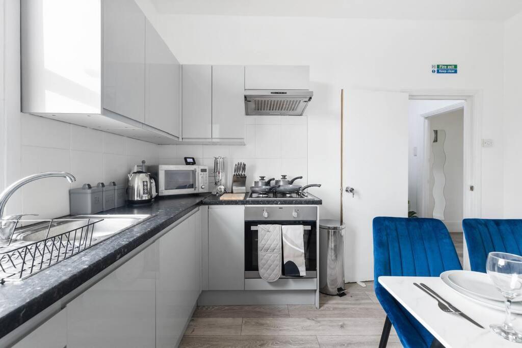 Cosy 3 Bed Flat 15mins To Kings Cross