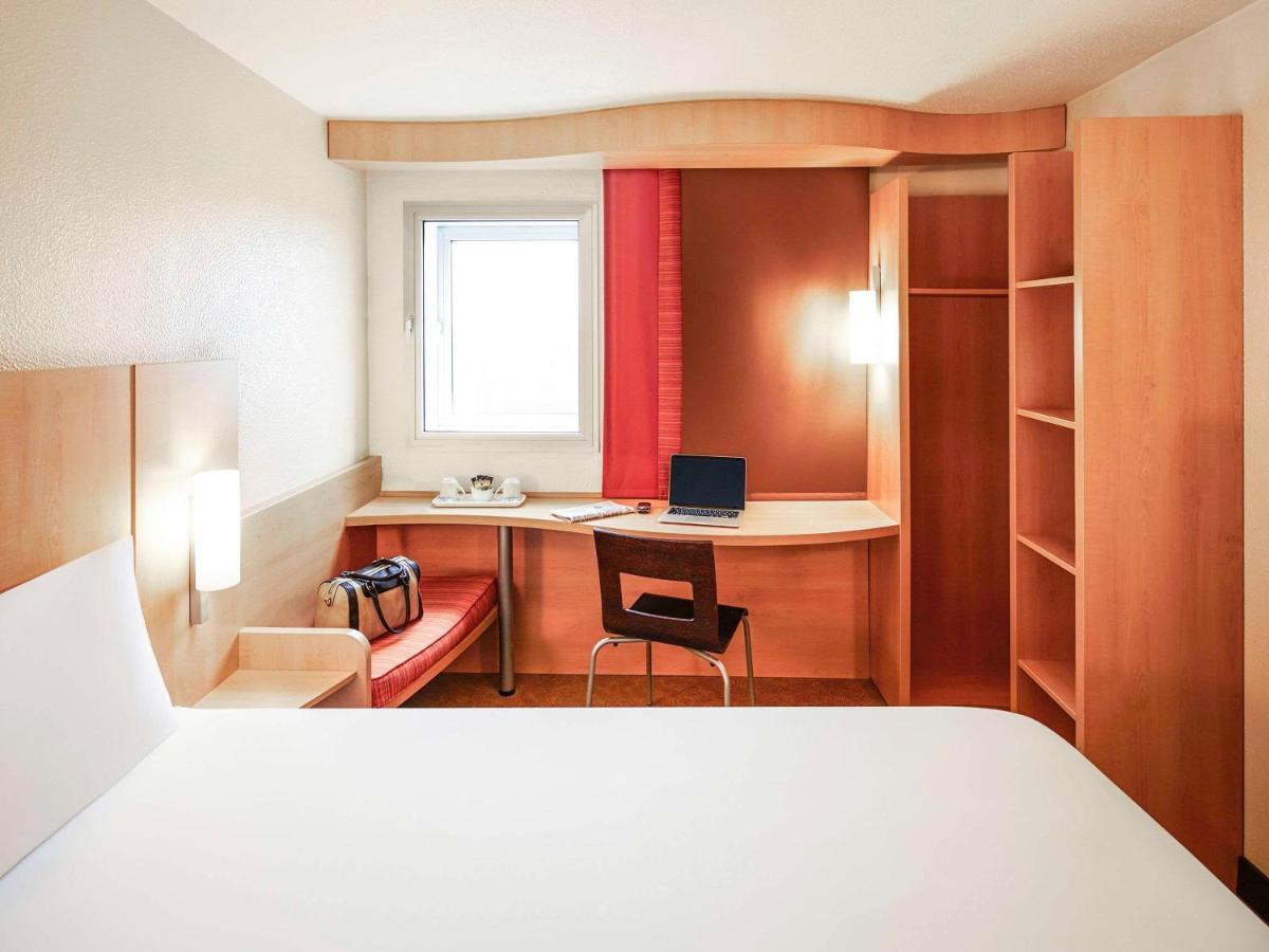 Ibis Greenwich