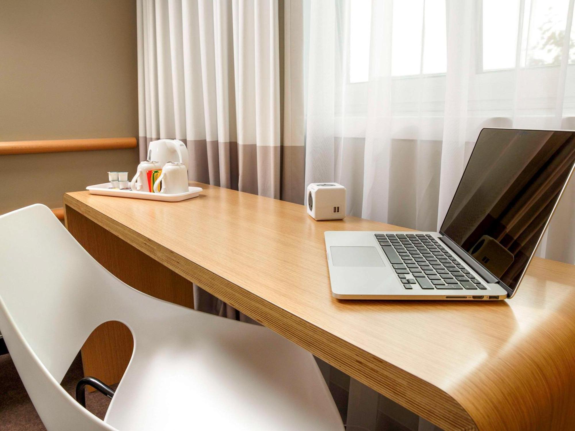Ibis Greenwich 3*