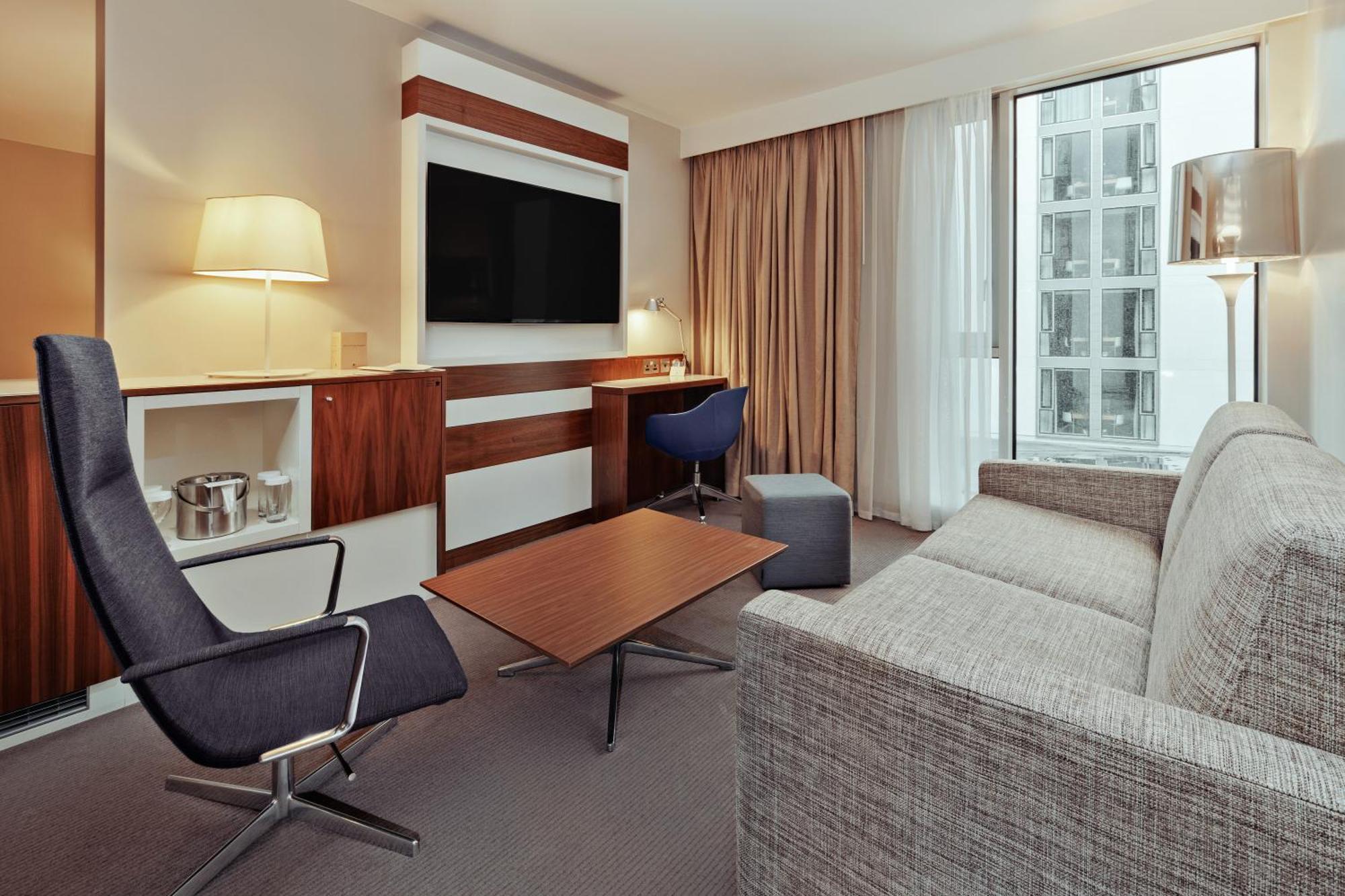 Doubletree By Hilton - Tower Of Hotel Londres
