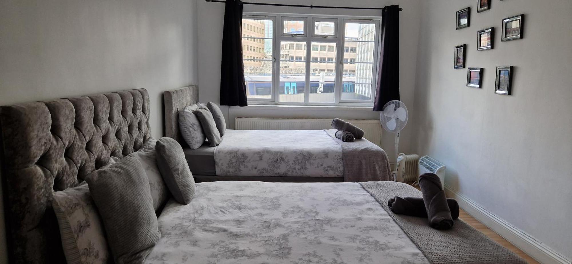 Homestay Affordable In Shared Flat, Bridge *
