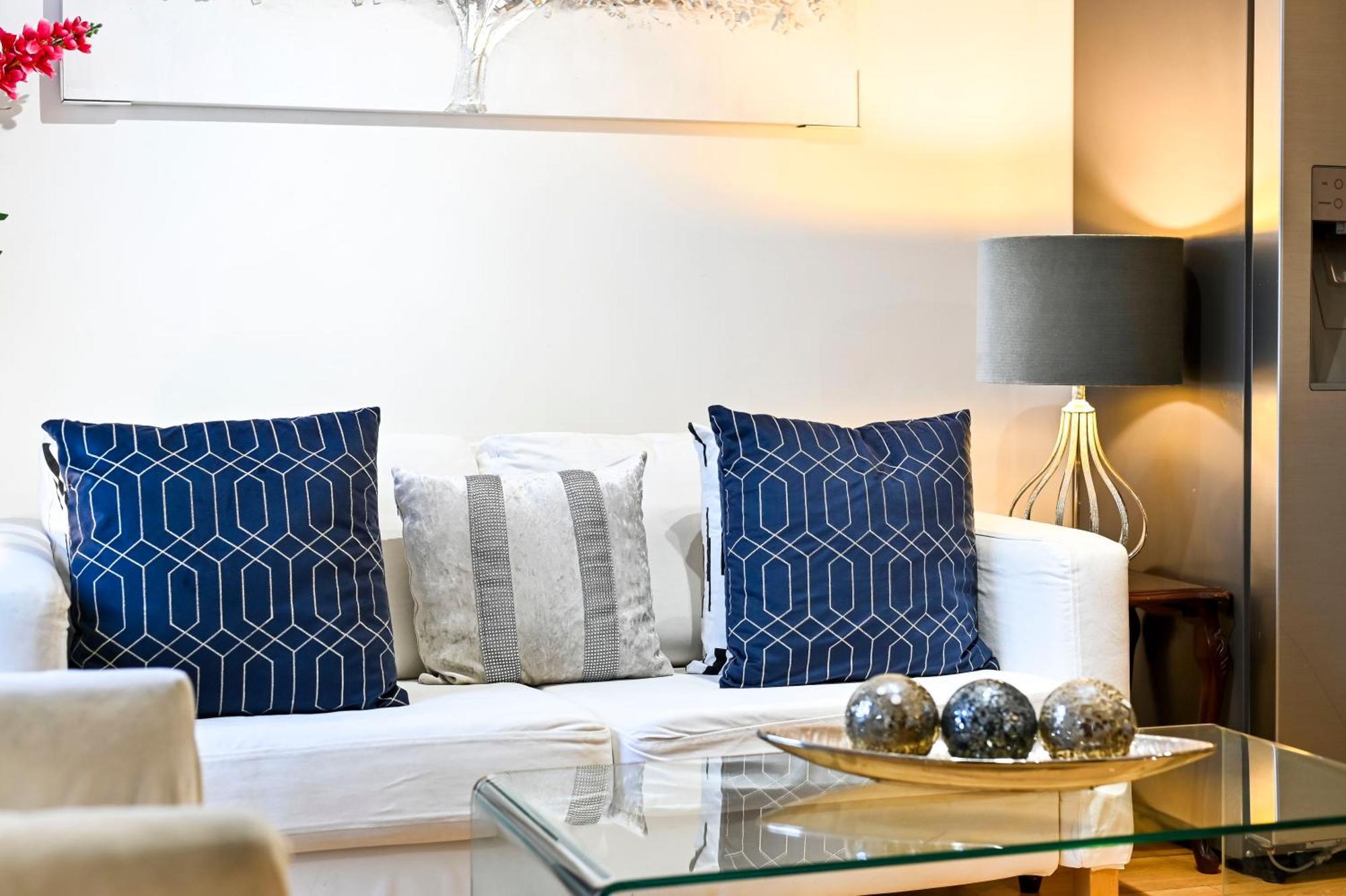 Apartment Destination Docklands