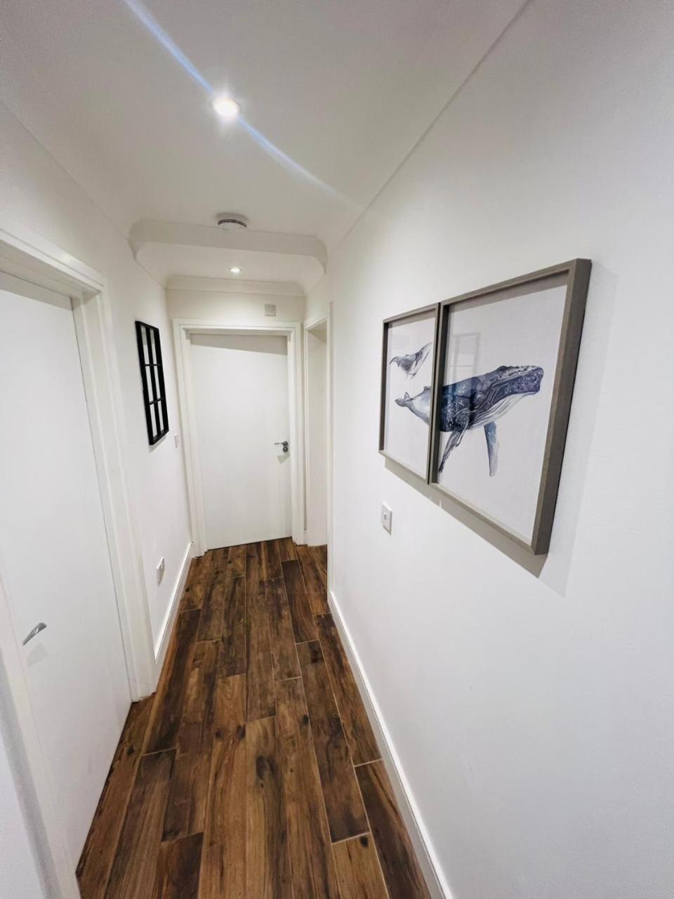 Luxury Near Centre, Near Train Station, E1 Apartamento