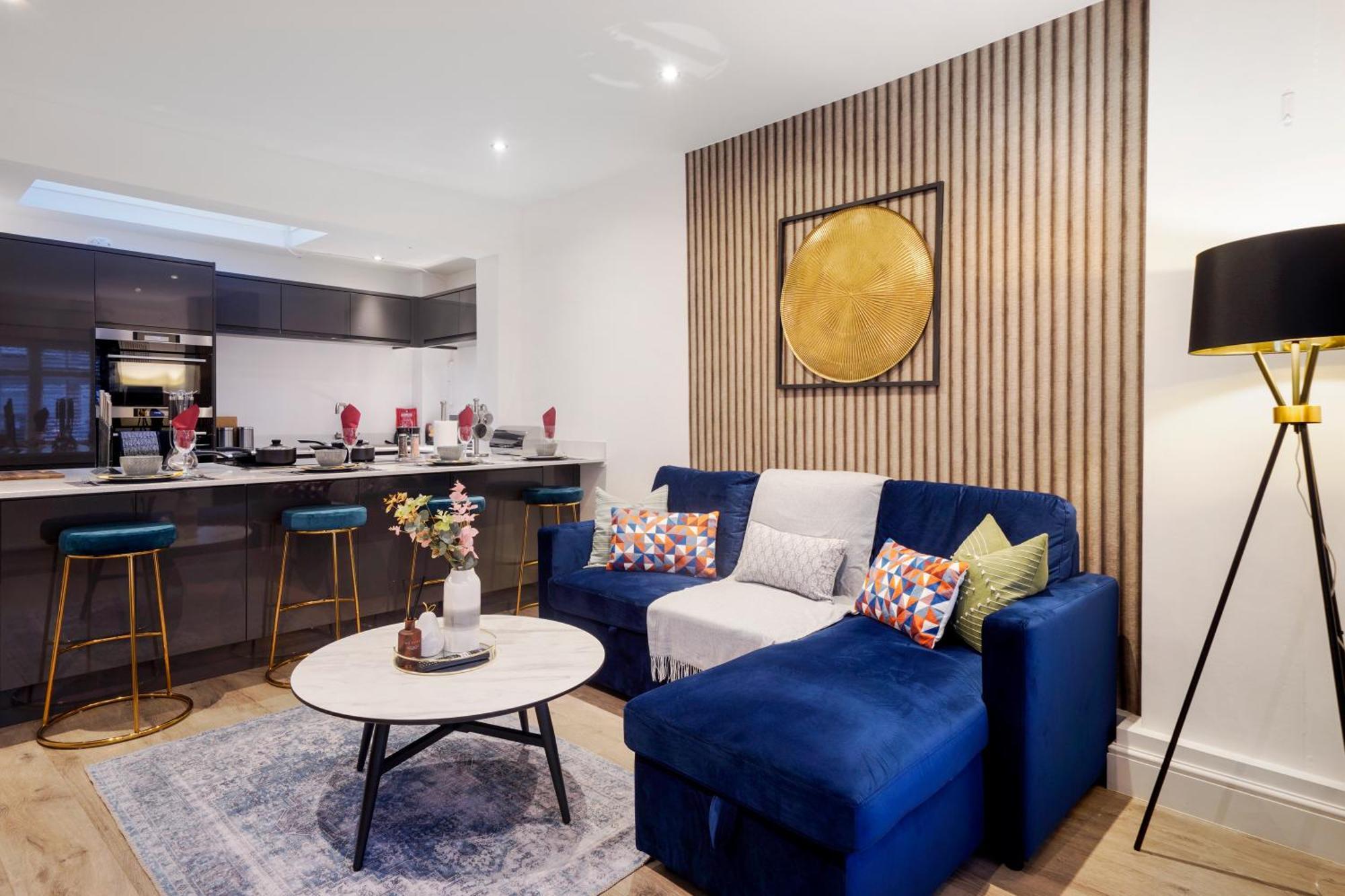 Charming 2 Bed House - Roof Terrace & Parking Londen