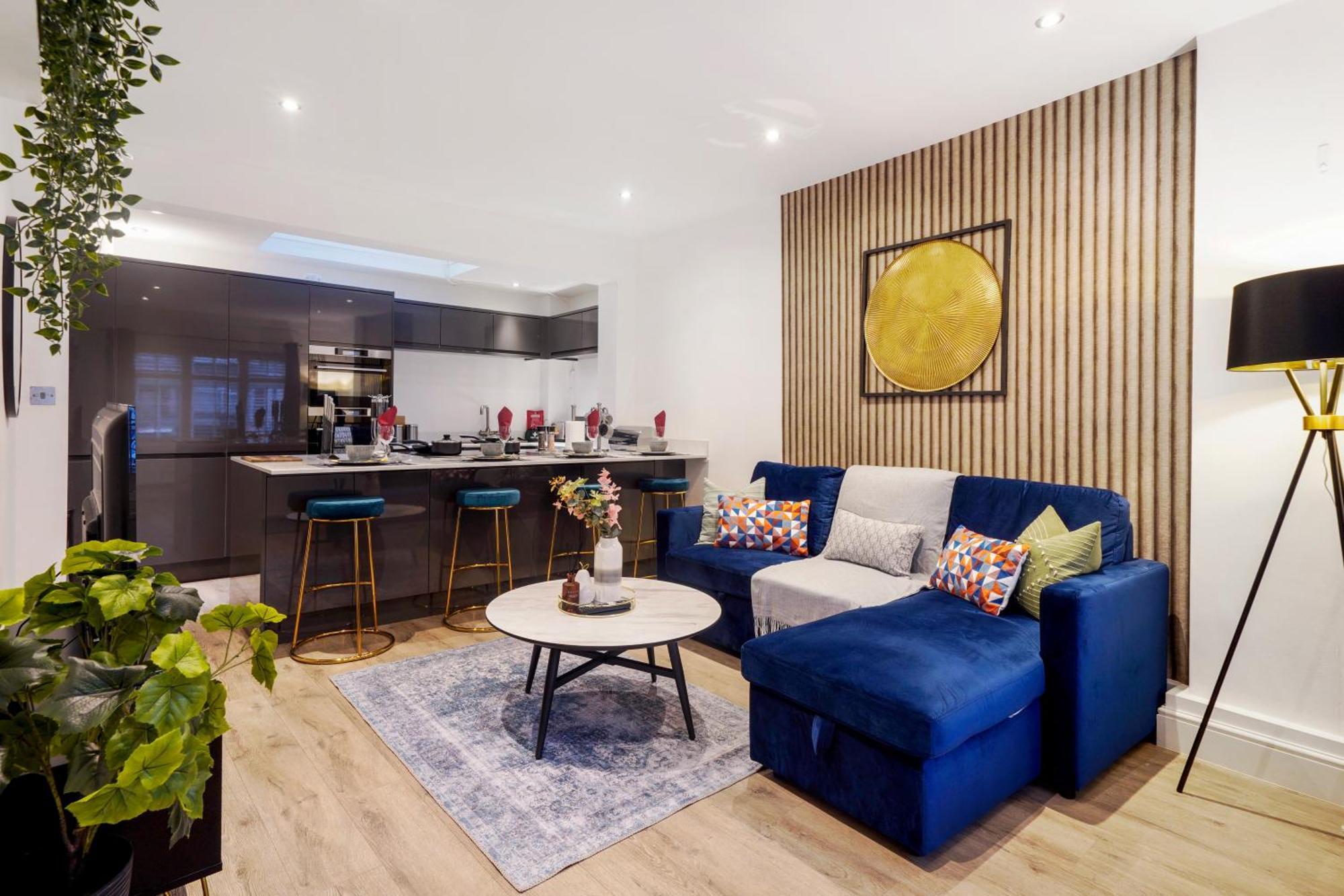 Charming 2 Bed House - Roof Terrace & Parking Londen