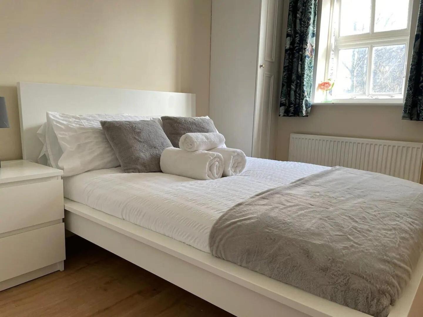 Appartement 4min Walk Uni Of East 1br