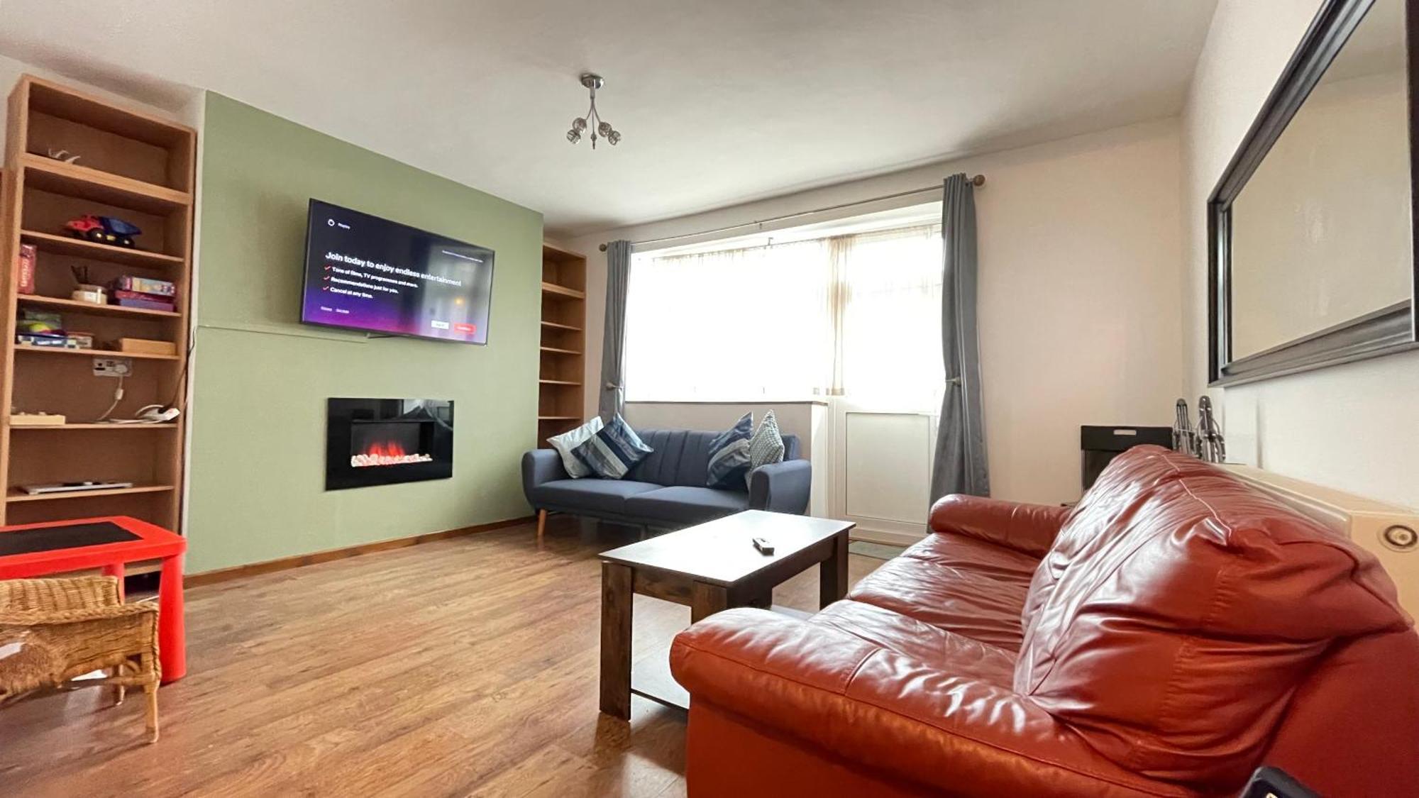 2 Bedrooms 2 Stations Apartamento Londres