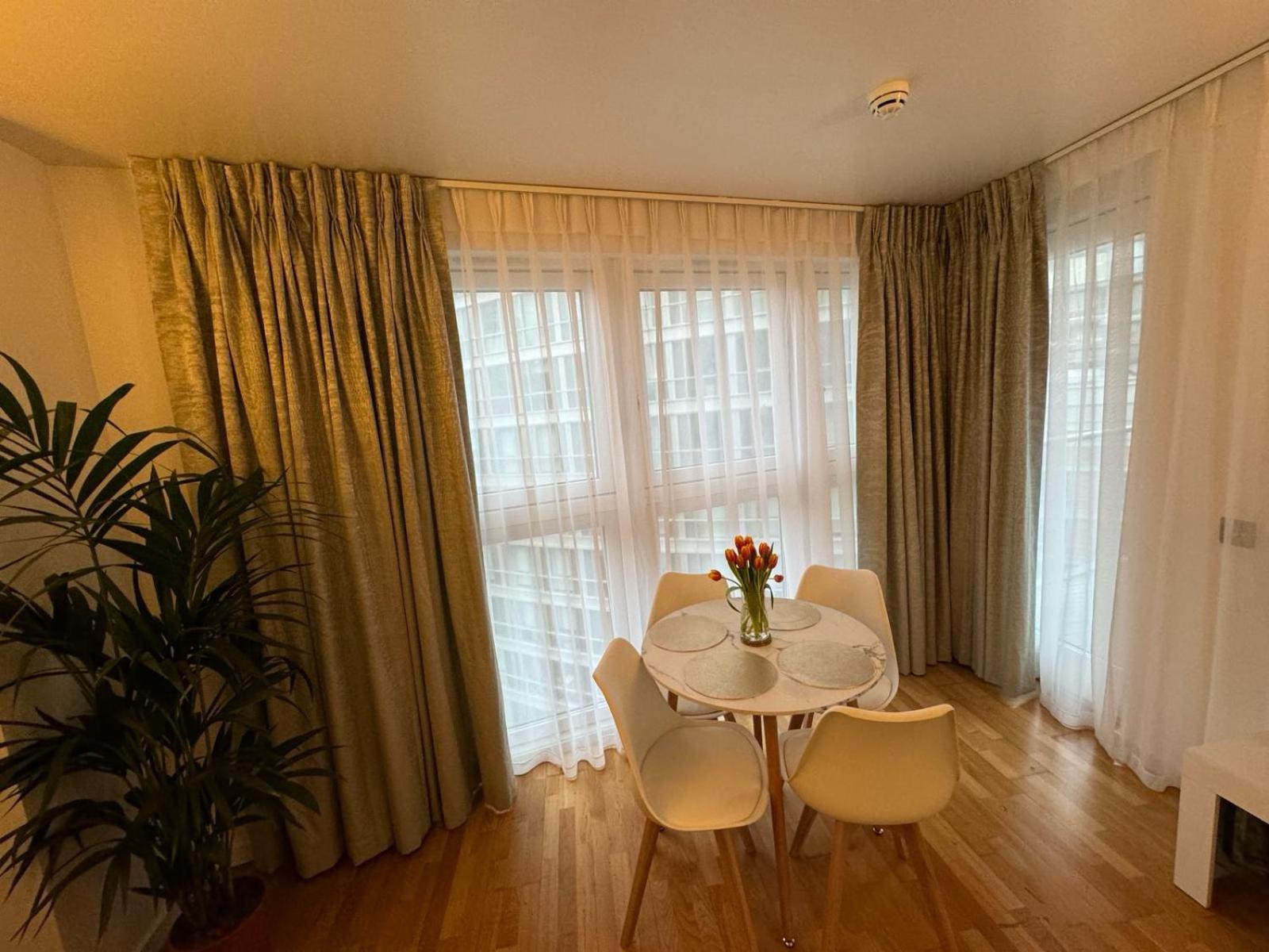 Apartment Luxury In Canary Wharf *