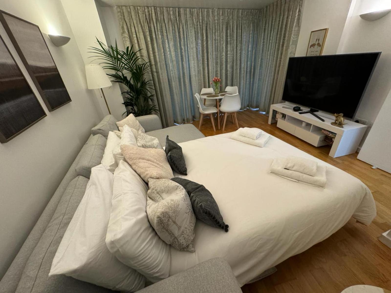 Luxury In Canary Wharf * London