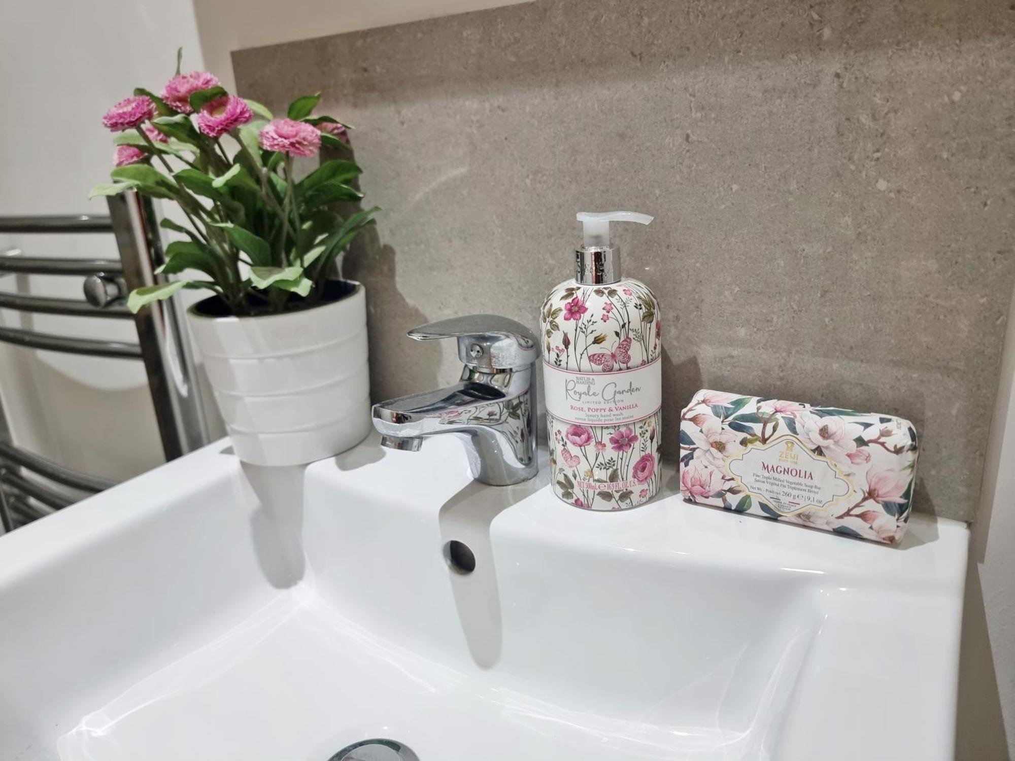 4bed/3bath 8min To Bridge Apartamento *