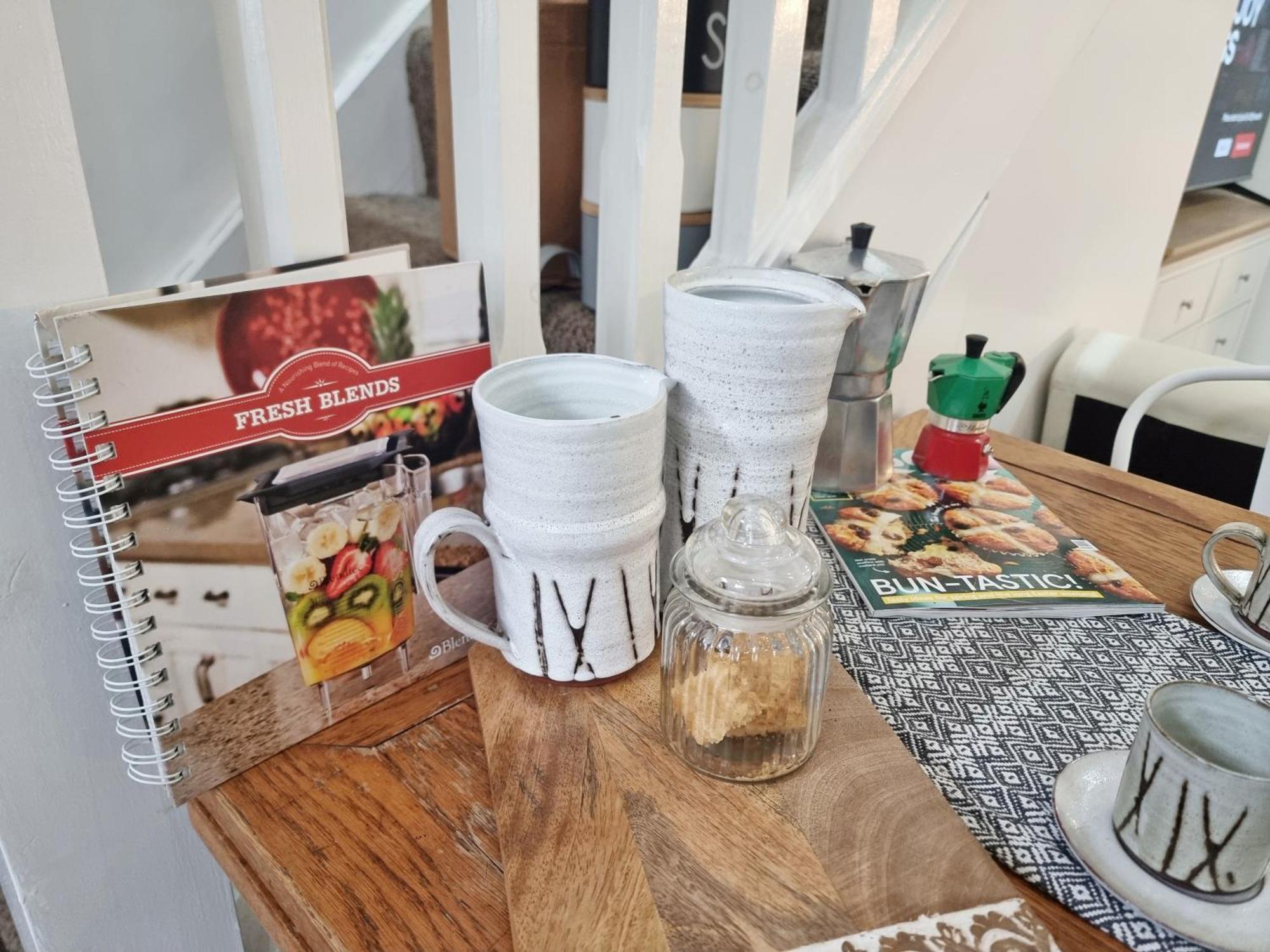 4bed/3bath 8min To Bridge Londres
