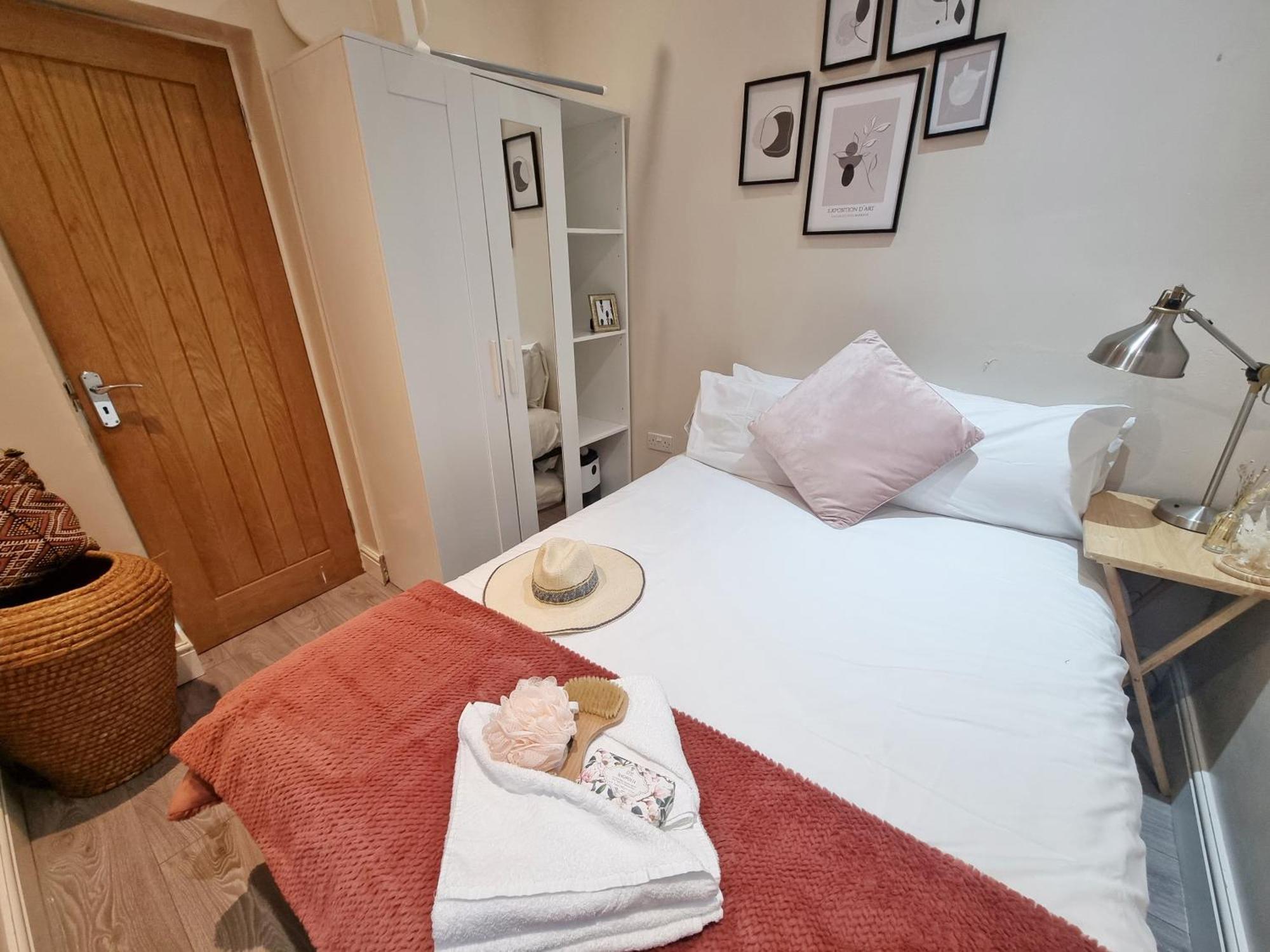 4bed/3bath 8min To Bridge Apartamento Londres
