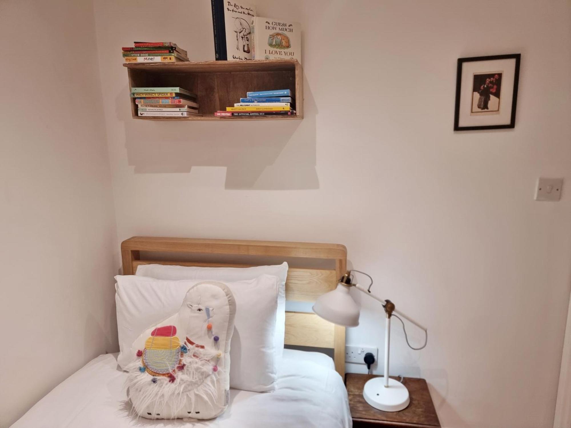 4bed/3bath 8min To Bridge