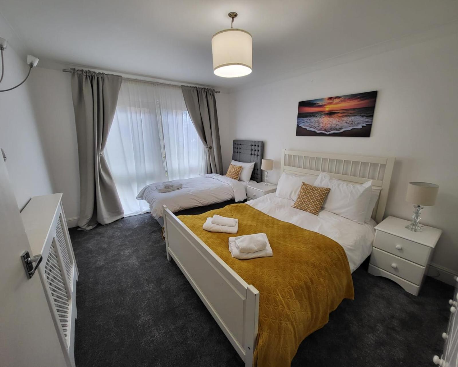 Appartement Stylish Deluxe 2Br Duplex - Free Parking - Near Canary Wharf