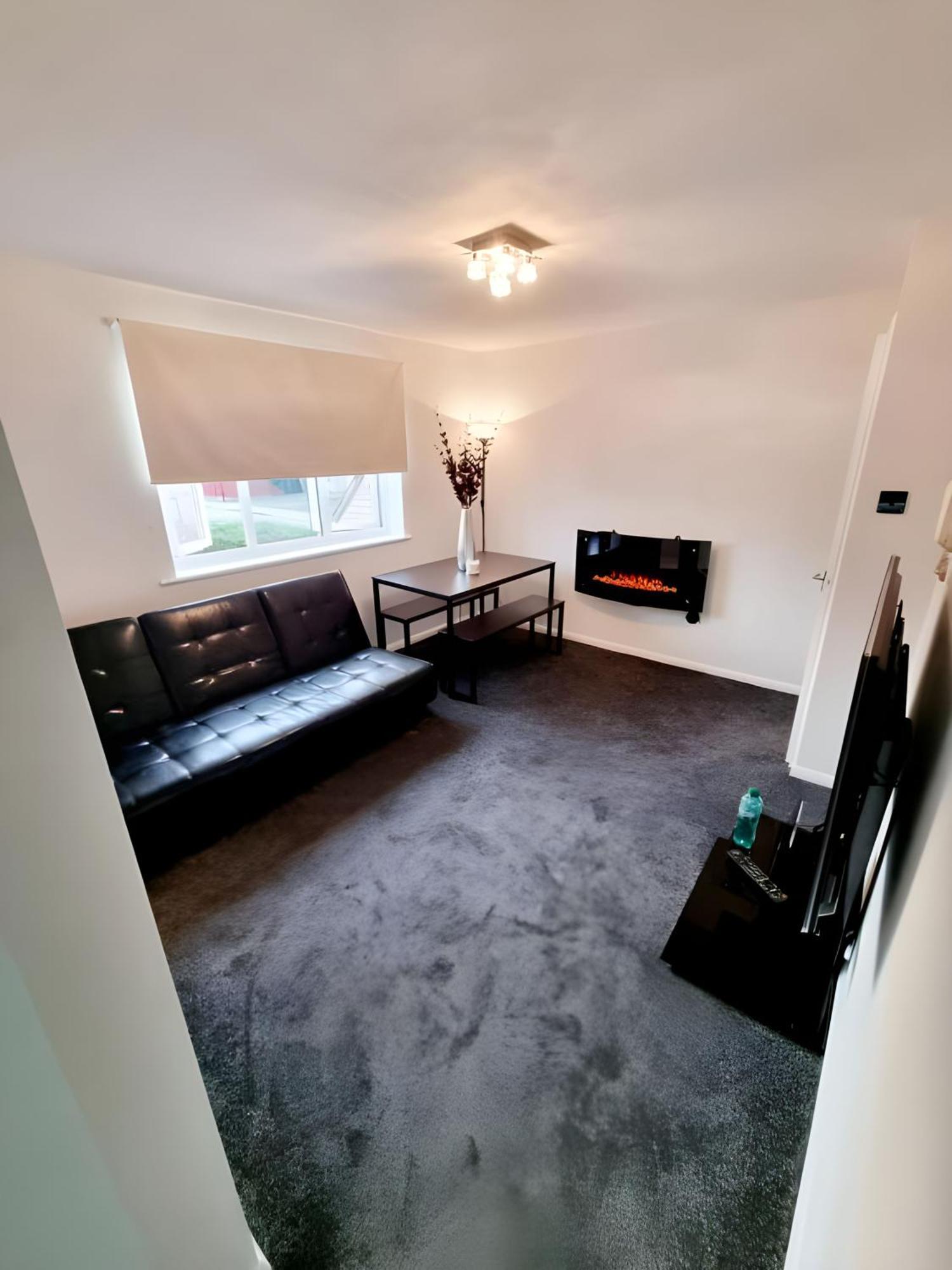 Sleek & Stylish - E15 With Parking Apartamento *