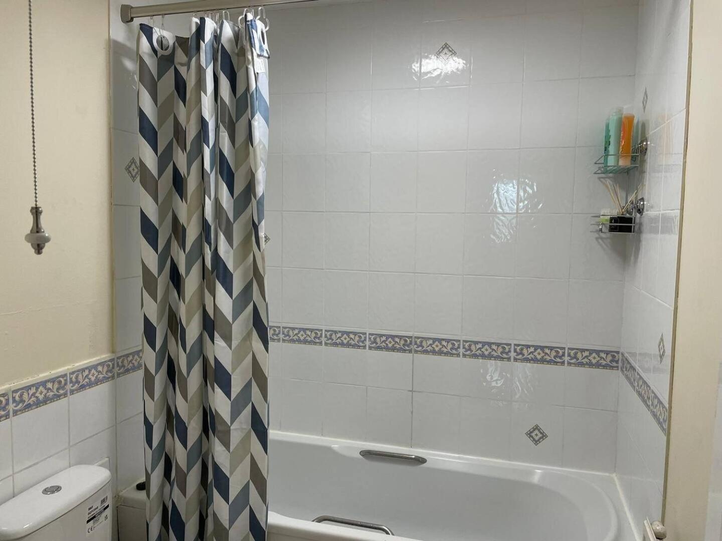 4min Walk Uni Of East 1br * Londen