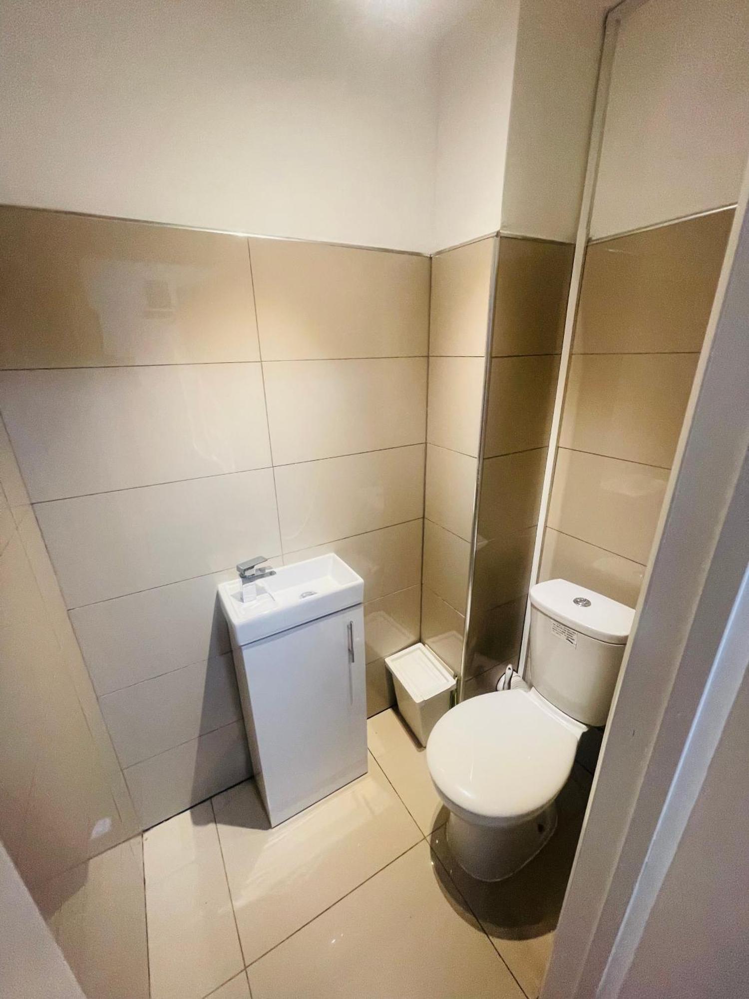 Privatunterkunft Double Near Canary Wharf 28 *