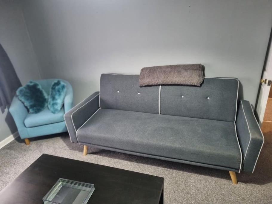 Comfy 1st Floor Flat, Sleeps 4 Appartement *