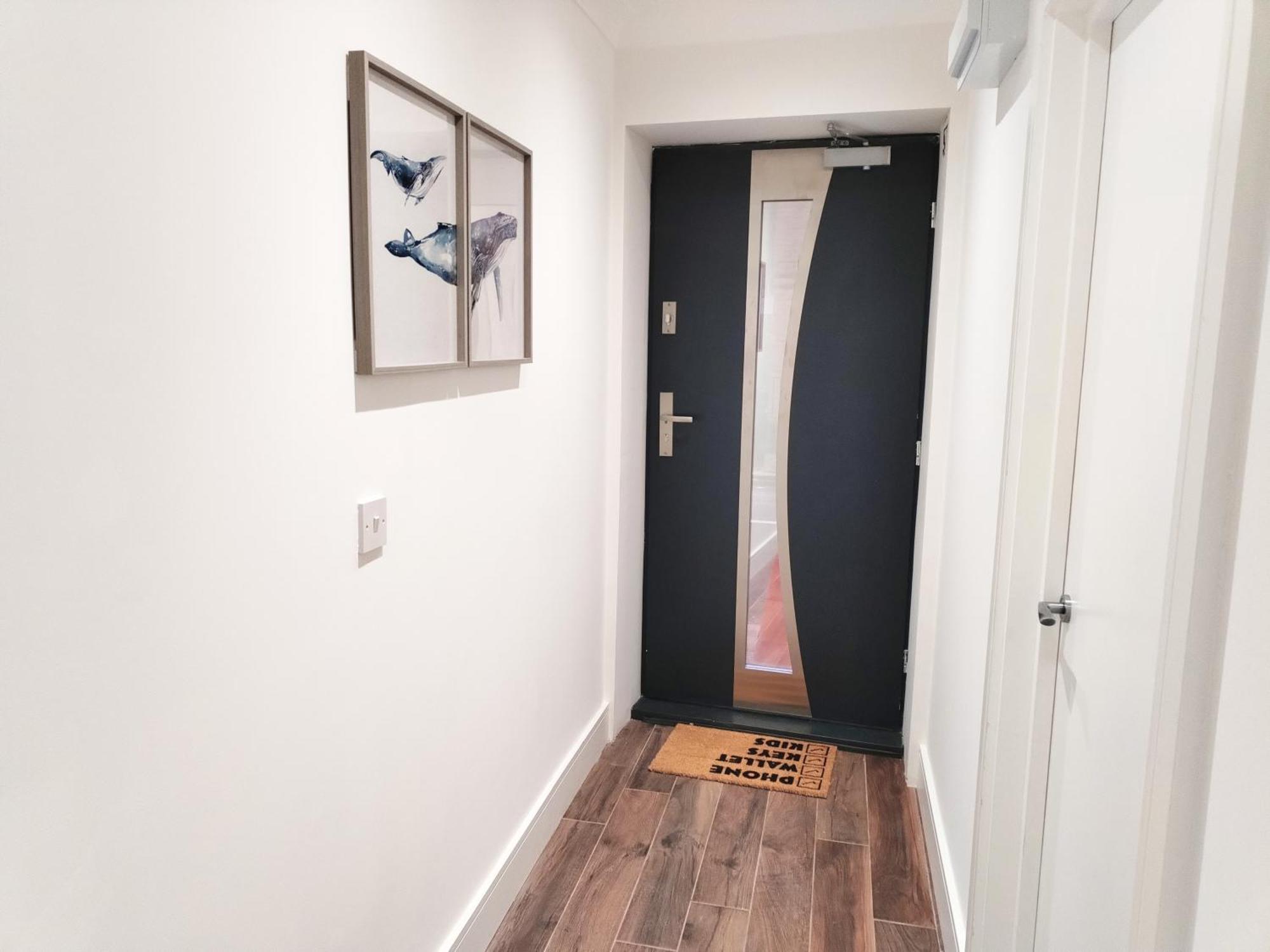 Luxury Near Centre, Near Train Station, E1 Apartamento *