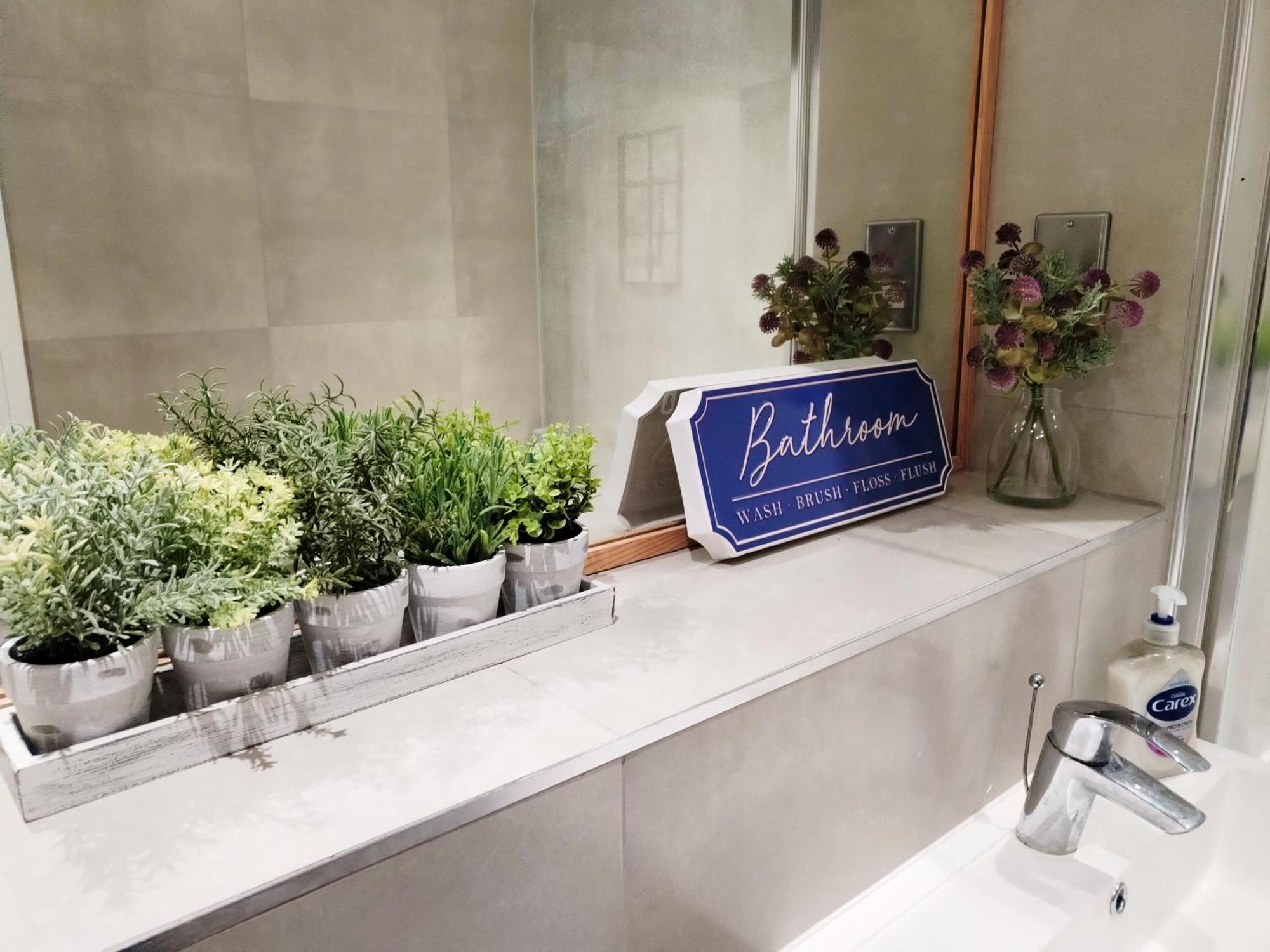 Apartamento Luxury Near Centre, Near Train Station, E1