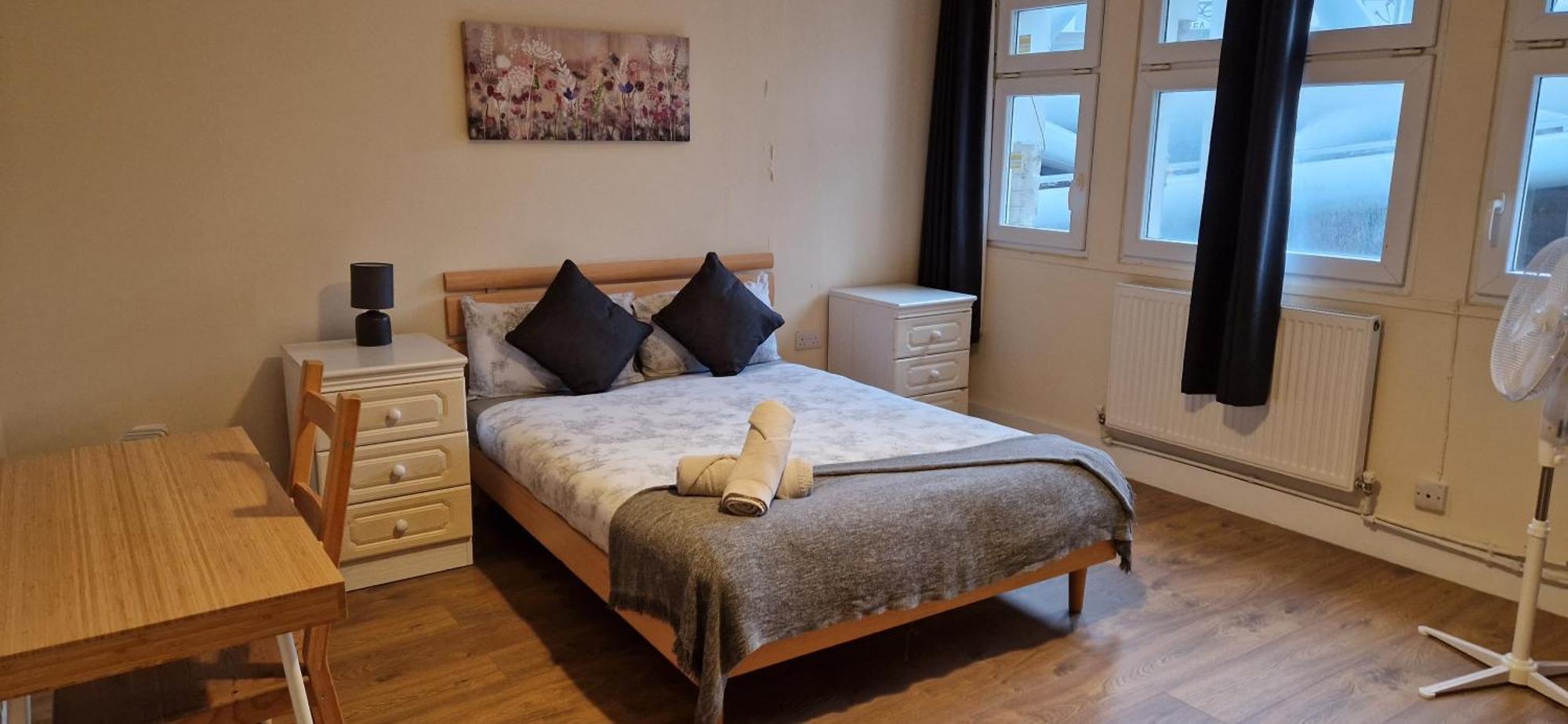 Affordable In Shared Flat, Bridge London