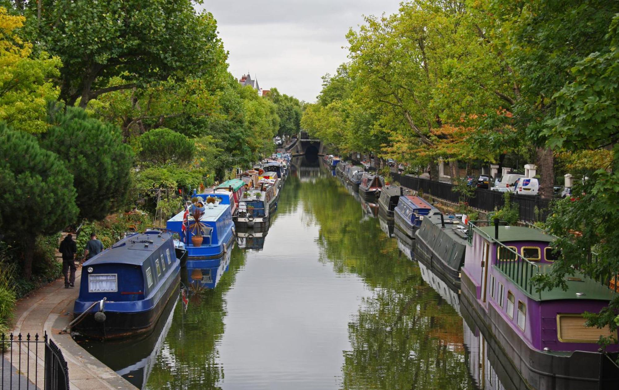 Orange Flat By Lower Regent Canal * Londen