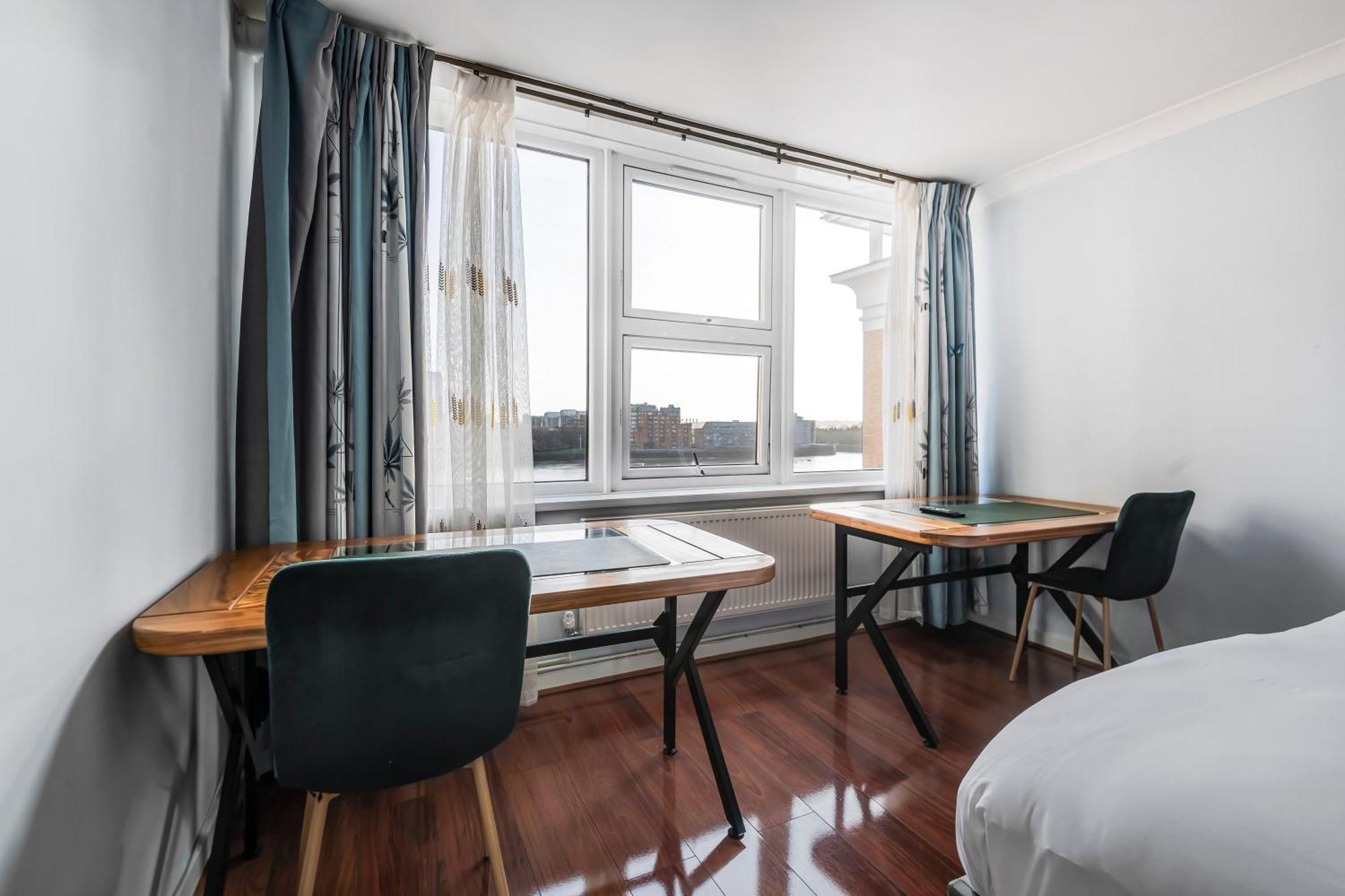 Riverside 3br With Easy Transport 20mins To Centre Londres