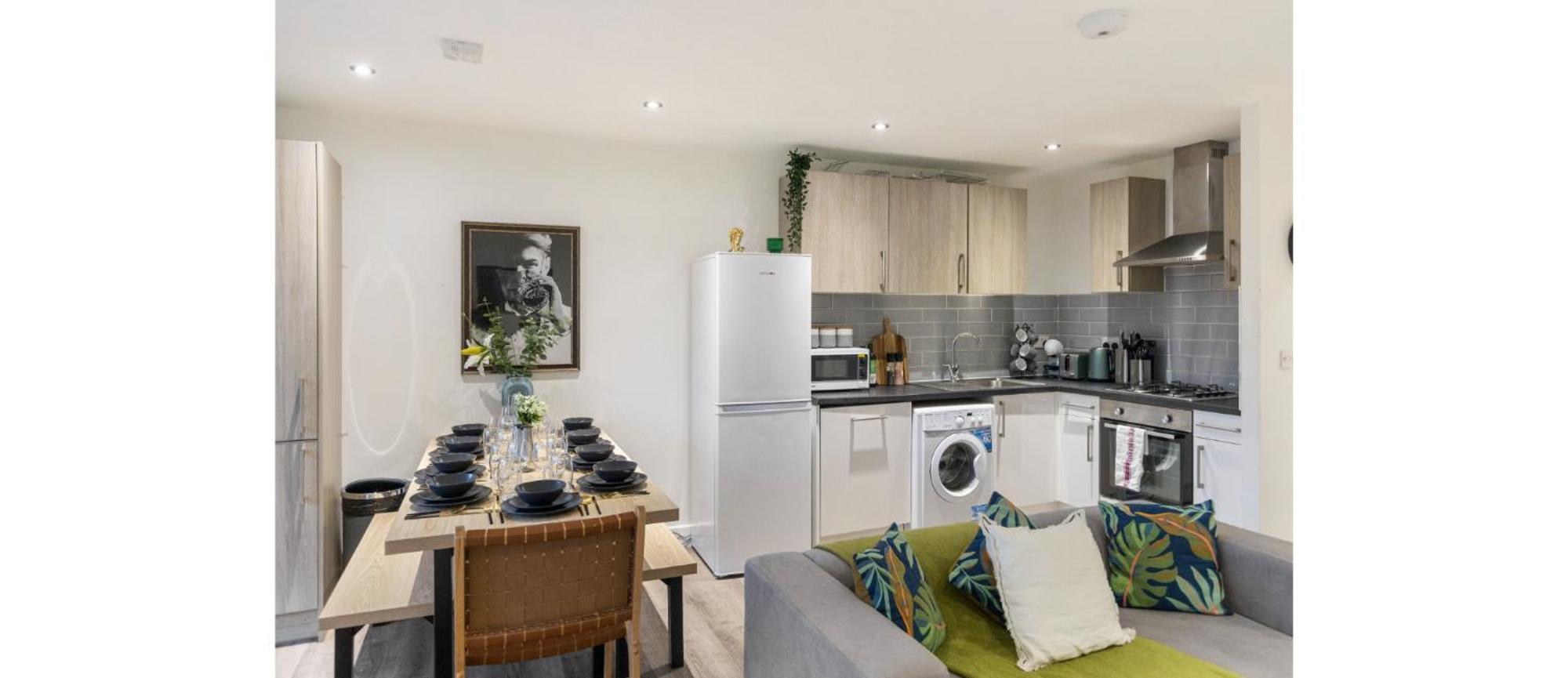 Apartamento A Splash Of Color: Spacious & Funky 3-br Flat Londres