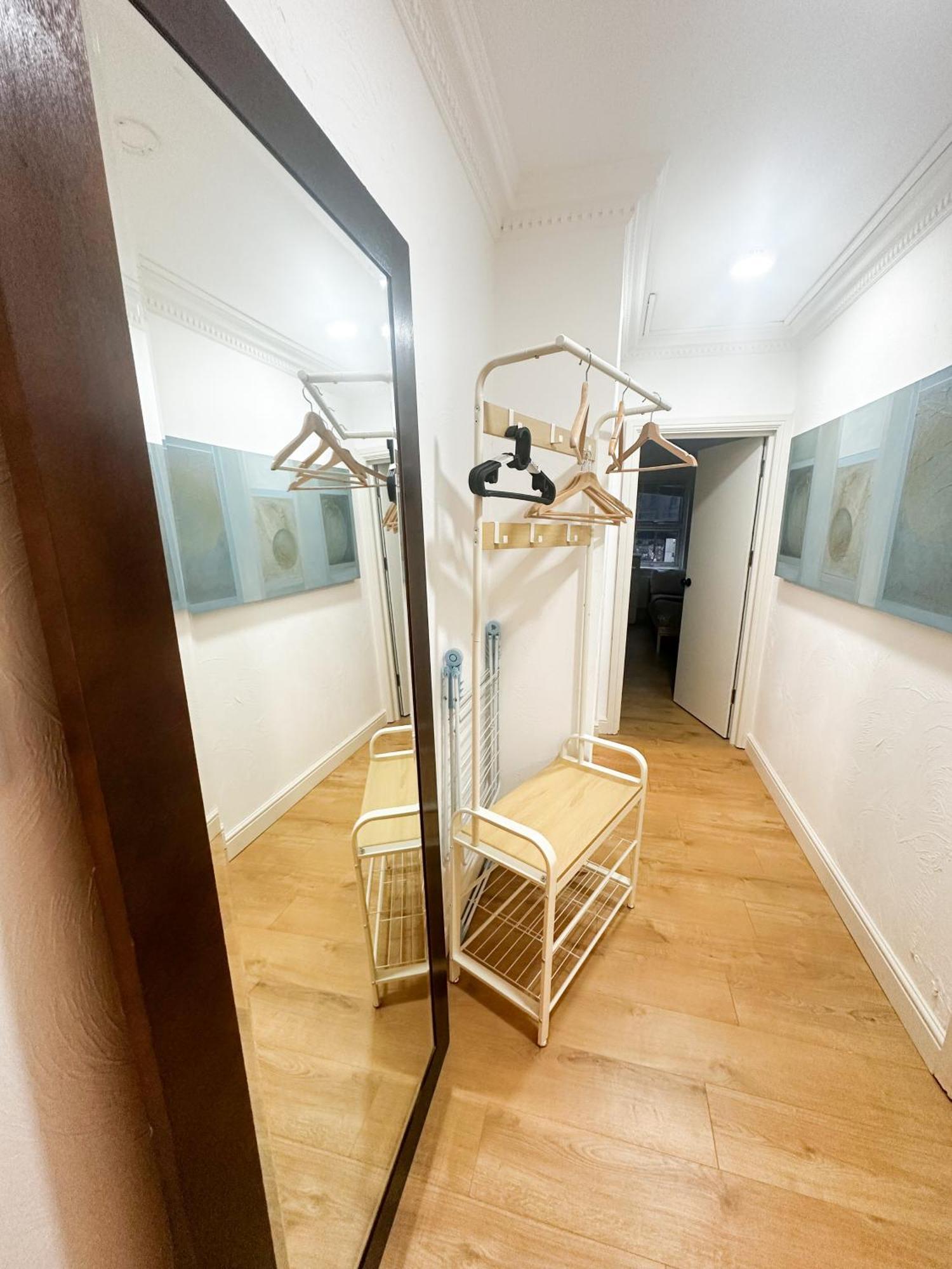 Apartment Flat 1 In Aldgate