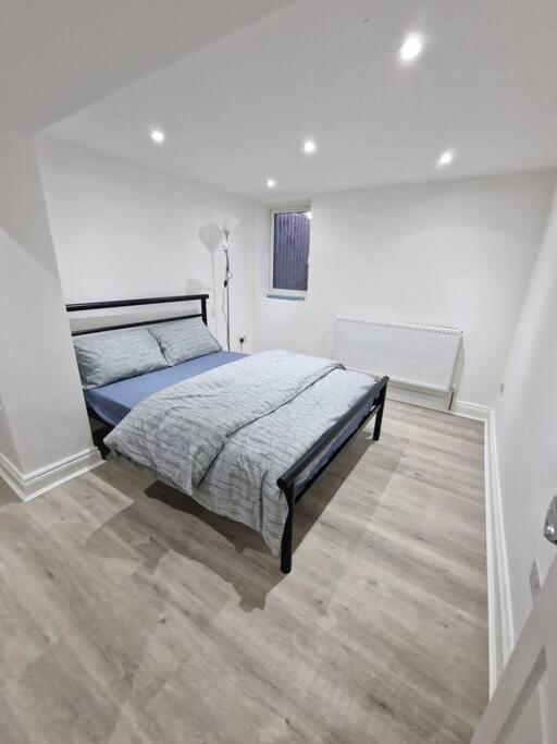 Appartement Modern Flat On Lea Bridge Road. Londres