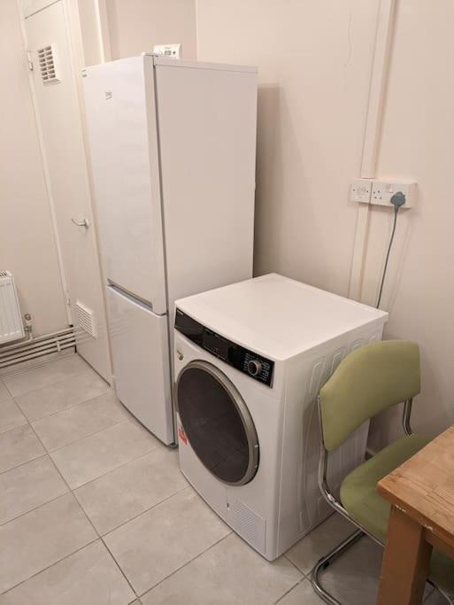 Flat, In Haggerston N1,