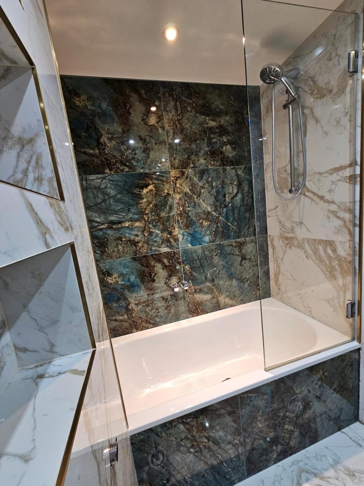 Luxury In Canary Wharf London
