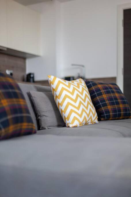 Charming & Large 1-bedroom In The Heart Of Apartamento Londres