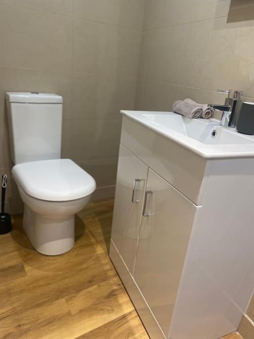 Cosy Tower Bridge Hideaway - Ground Floor Apartamento Londres