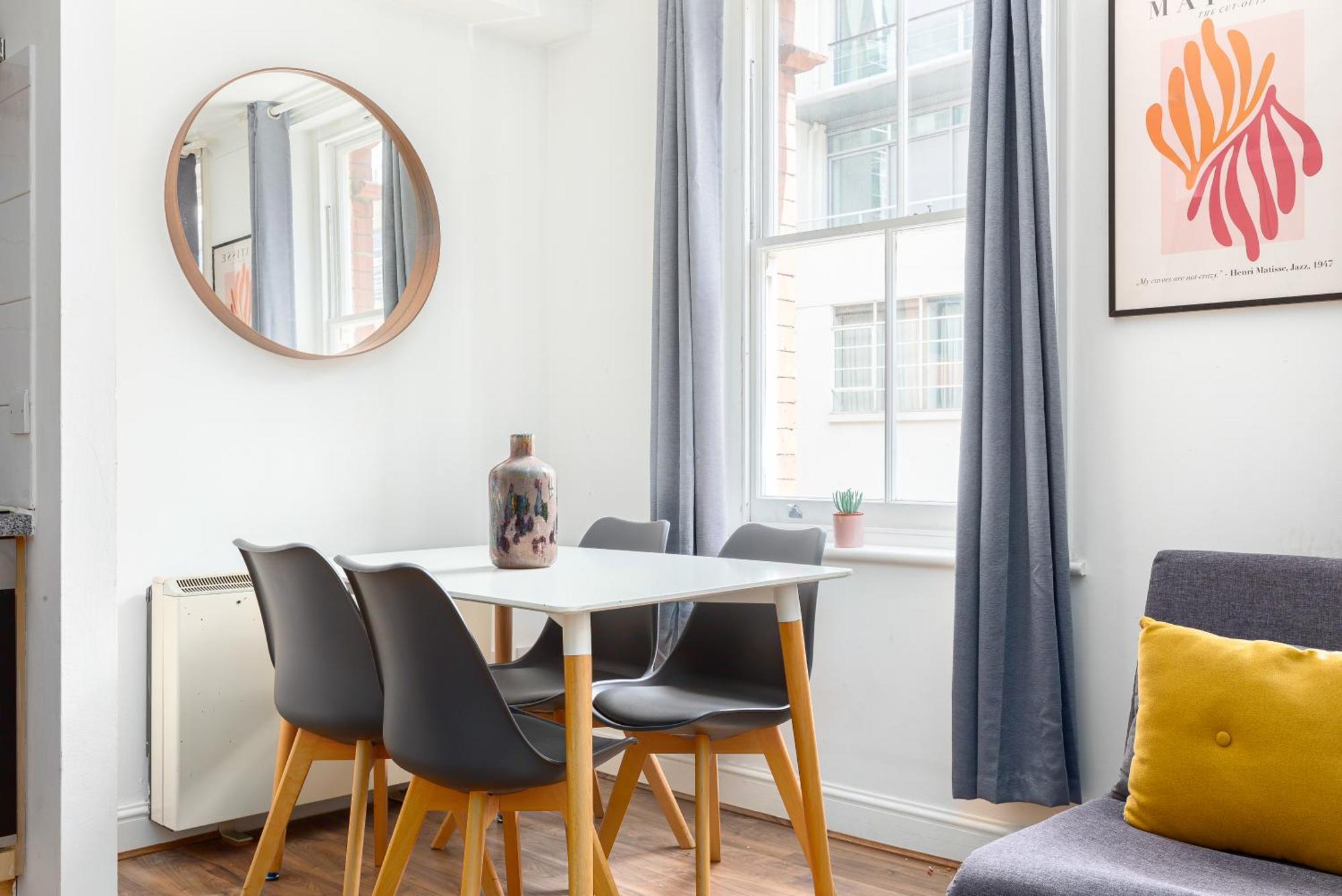 The Aldgate Flat