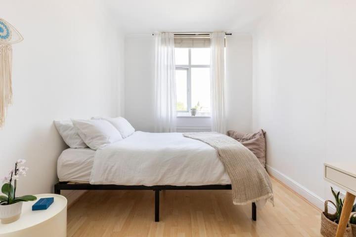 Apartamento Gracefully Chic And Undeniably Beautiful Apartment-sustainable Living