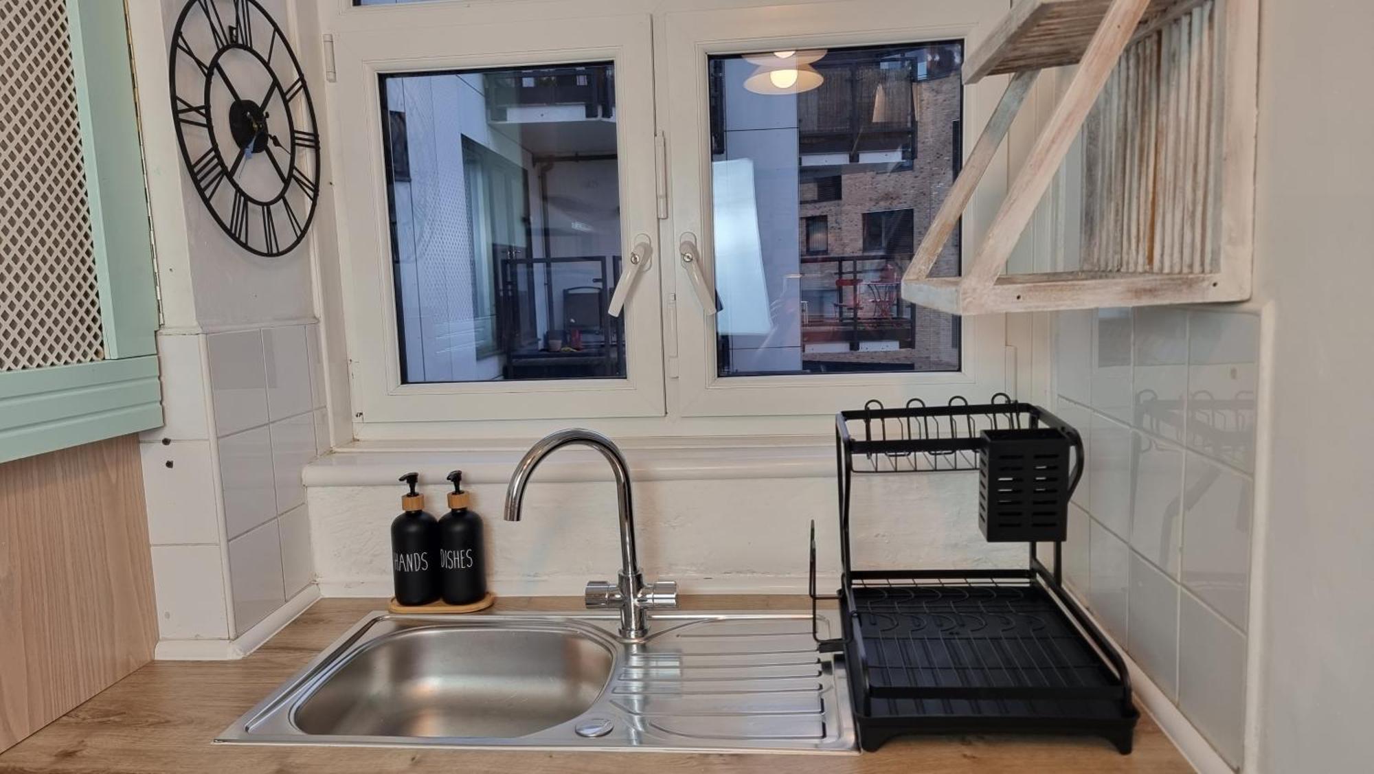 3 Bed Flat O2 Arena Dyson House *