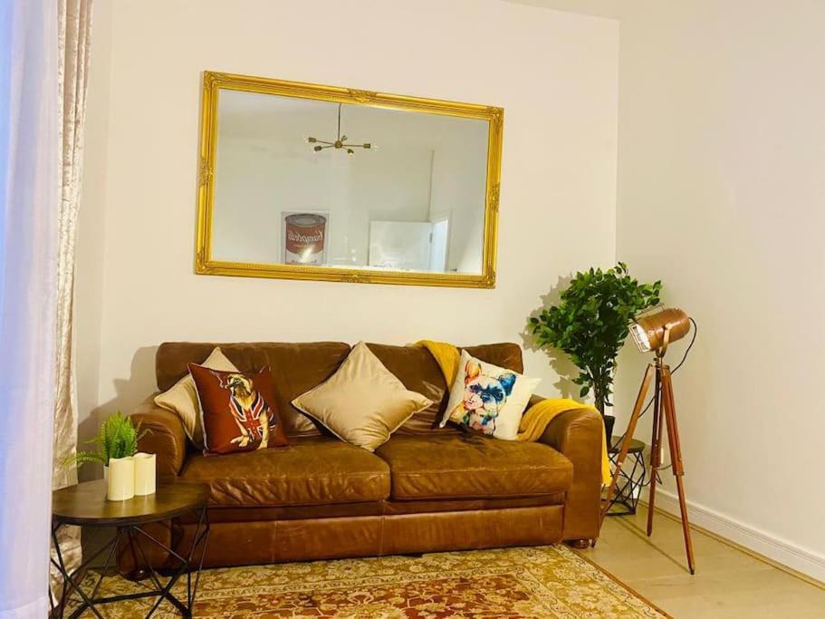 Sanctuary By The Shard Apartment *