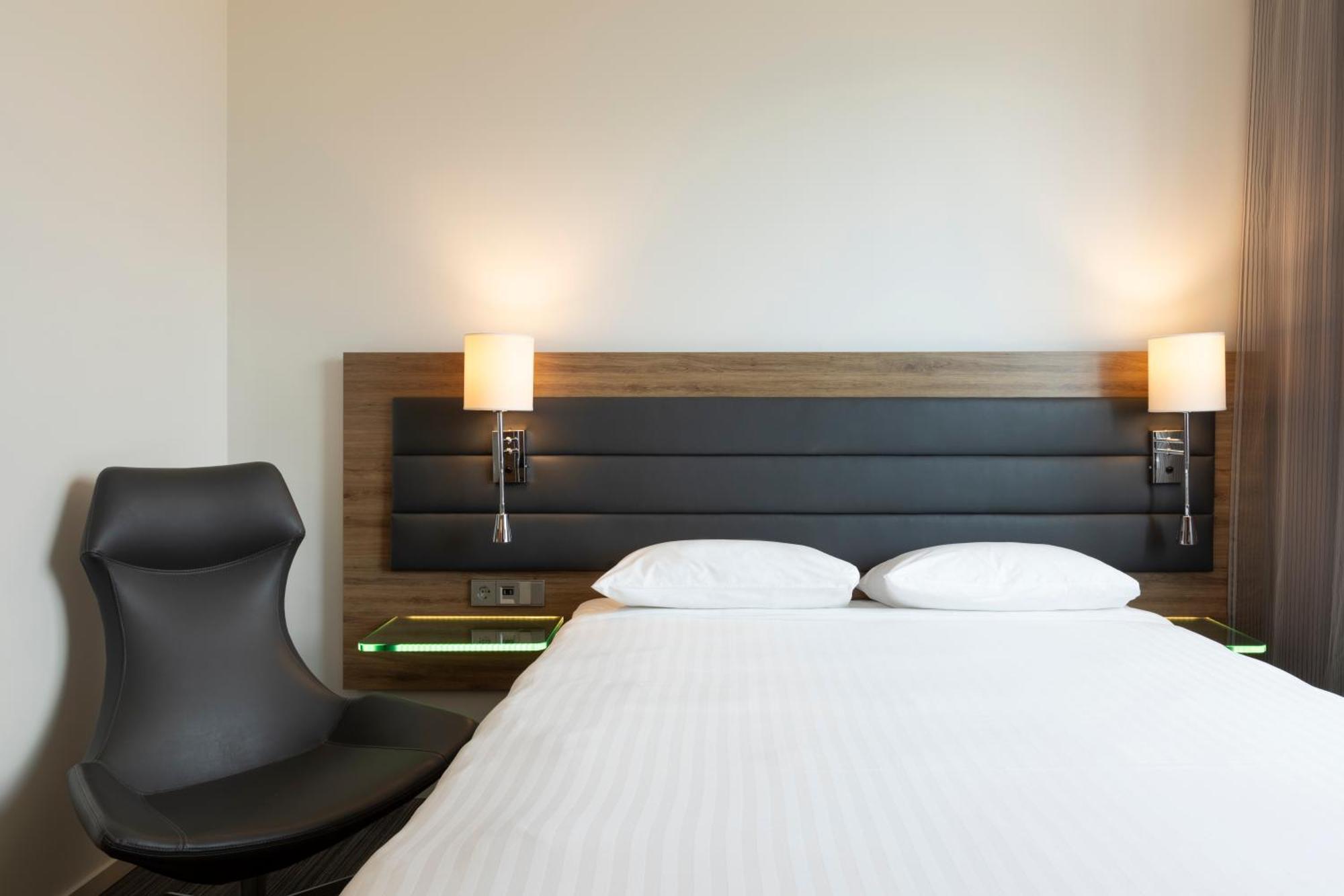 Moxy Excel London