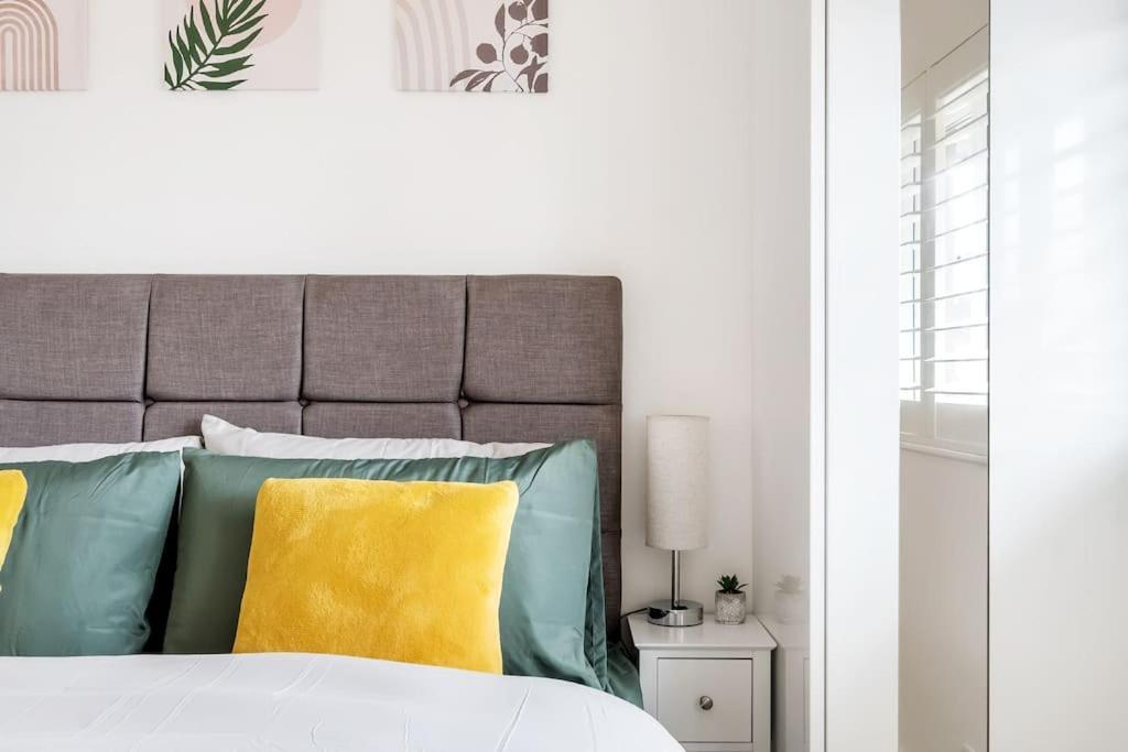 Apartment Stylish Contemporary 1 Bed Flat Near Bridge *