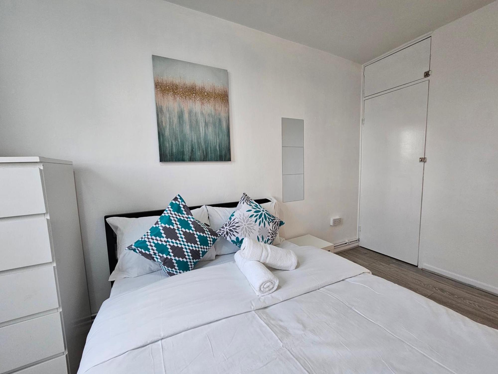 Guest house Whitechapel E1 London