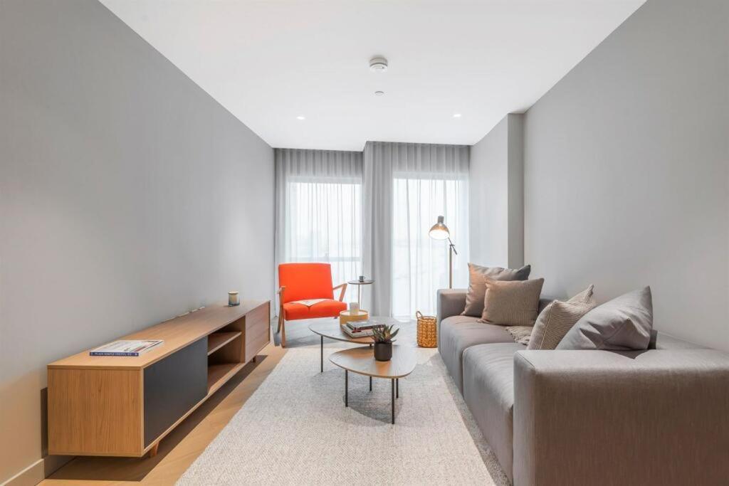 Shypen Apartment London