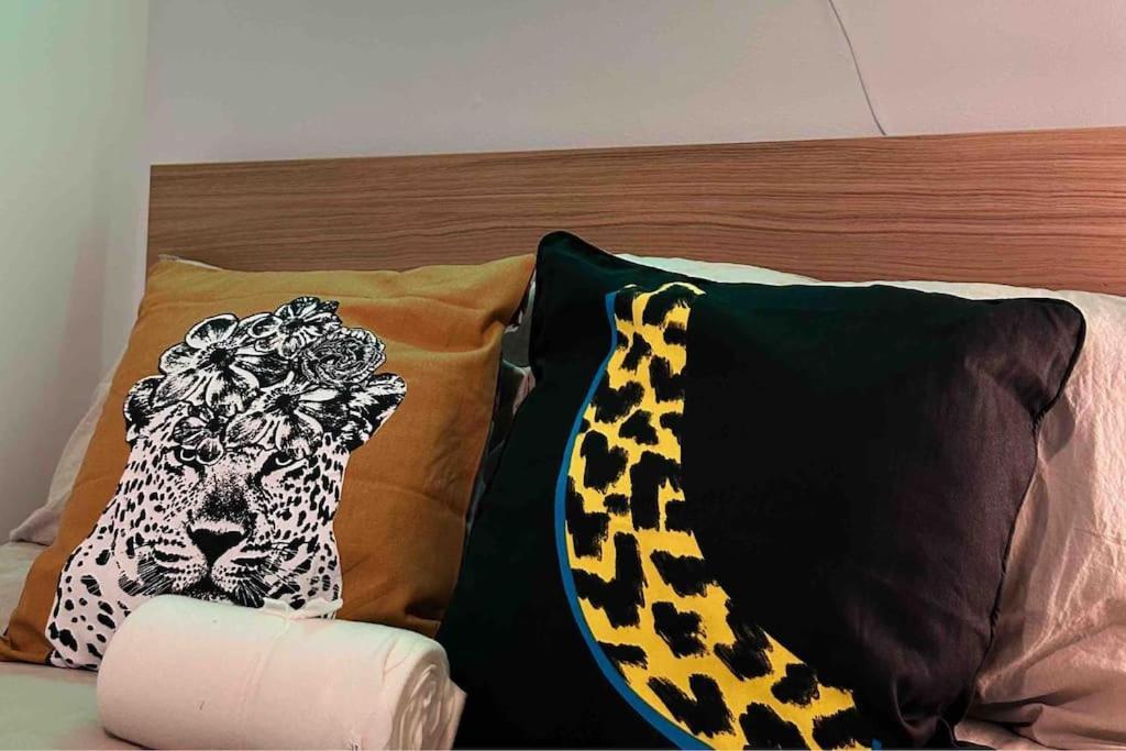 Flat Next To Central Line Underground Station Appartement