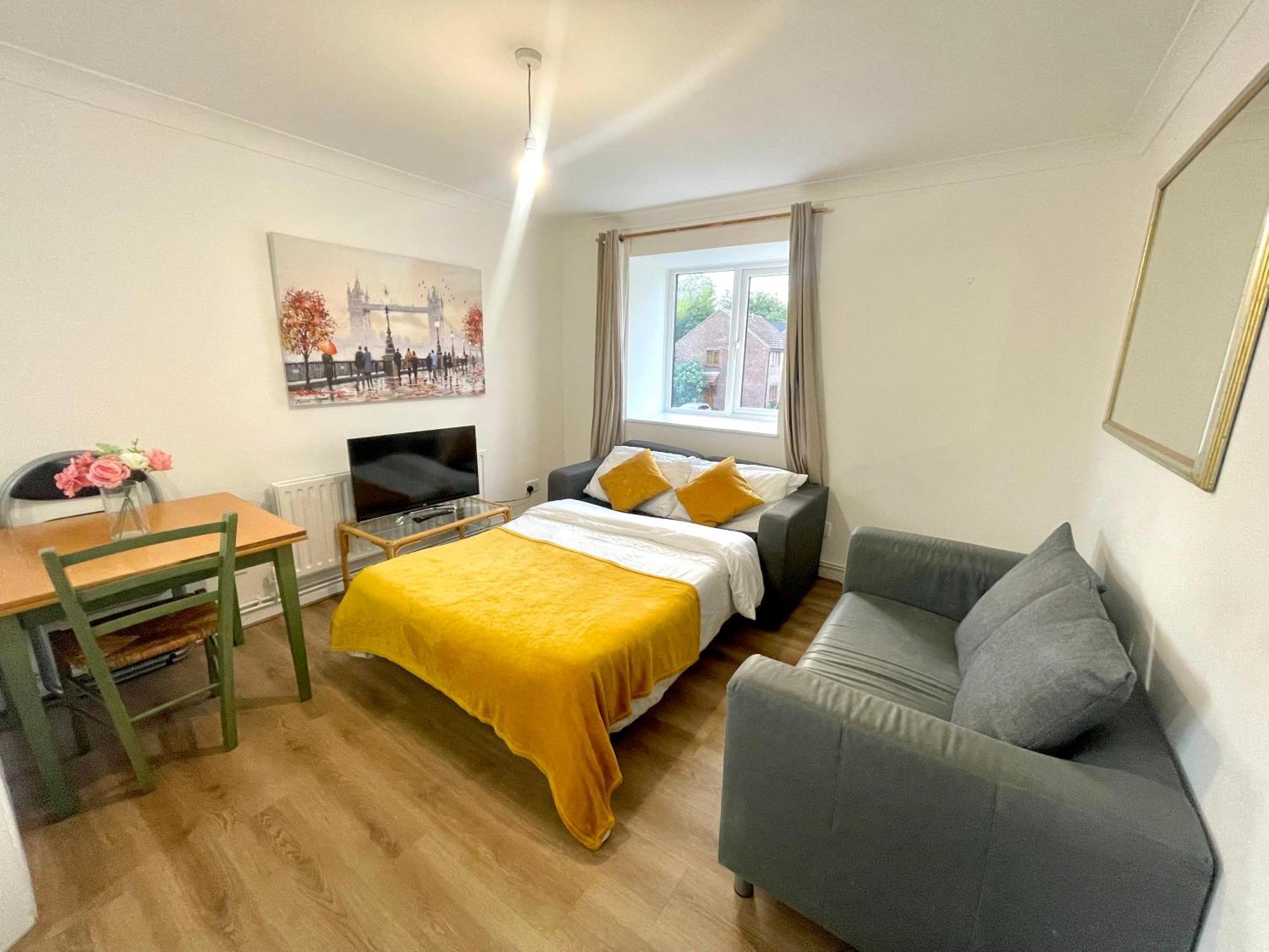 2 Bed Flat Privite In Canada Water * Londres