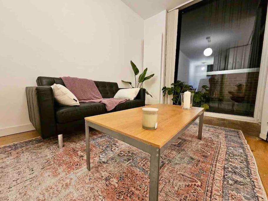 Spitalfields Market Garden Flat *