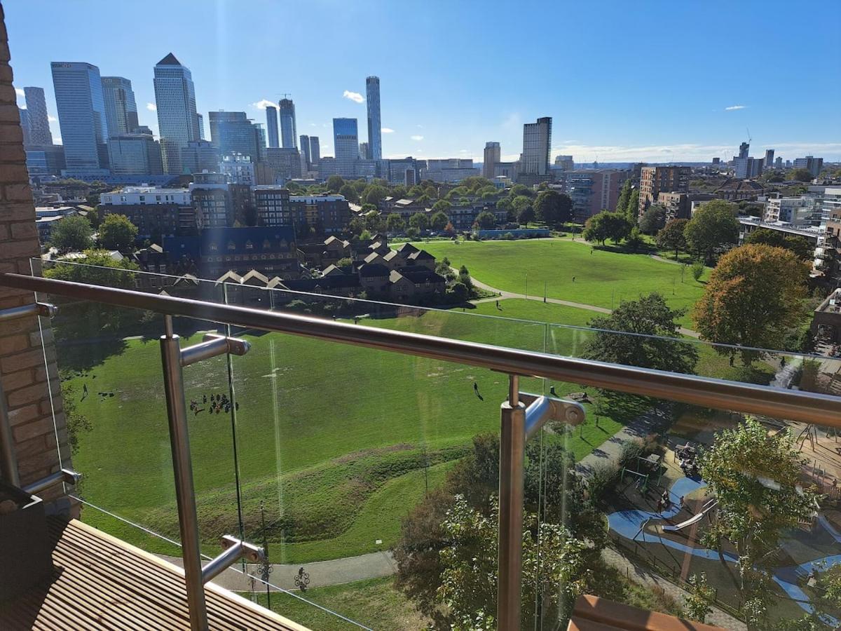 Cozy Double With Large En Near Canary Wharf With Amazing Views In A Shared Habitación en casa particular *