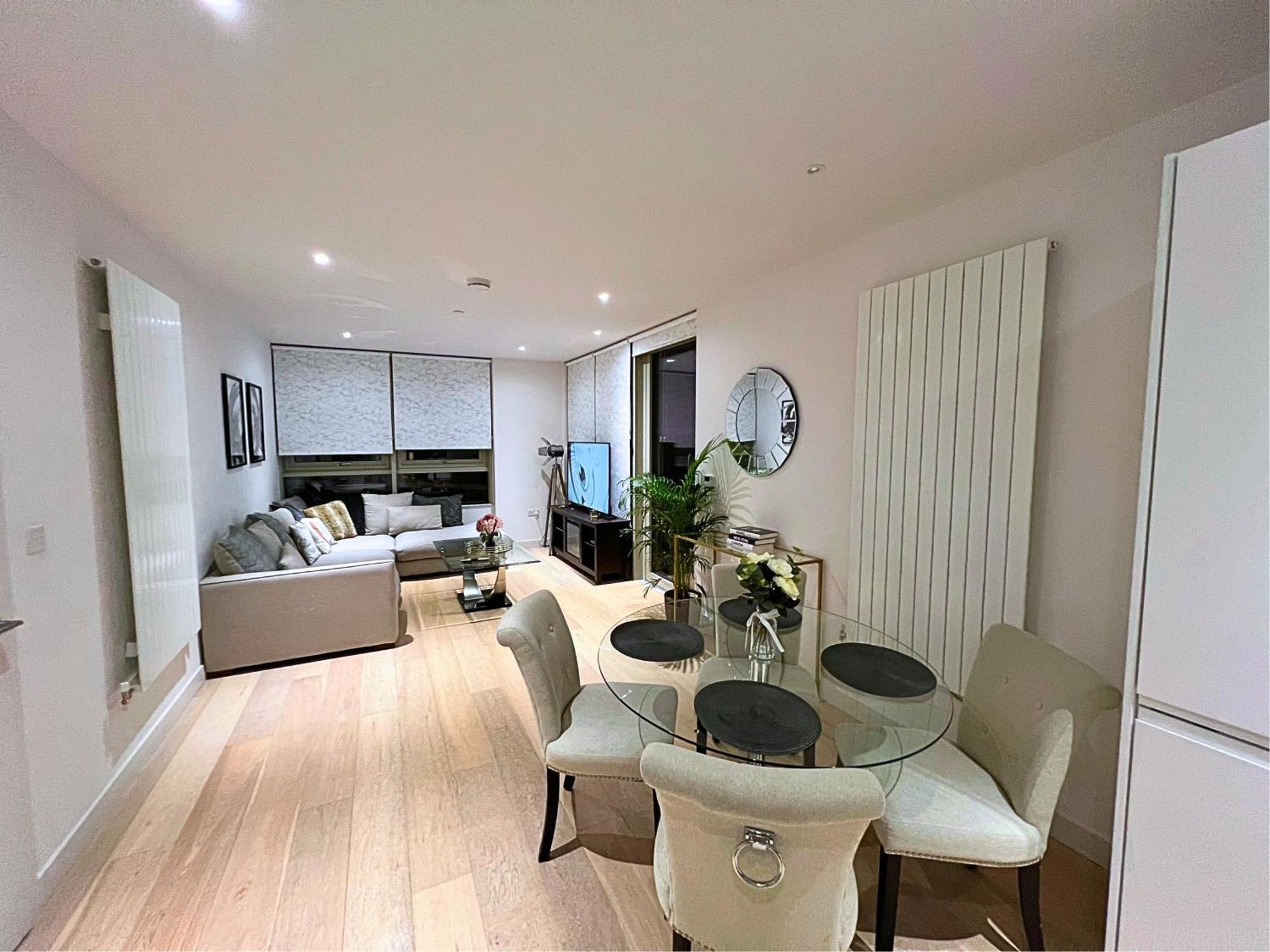 Stylish Docklands Apartment London