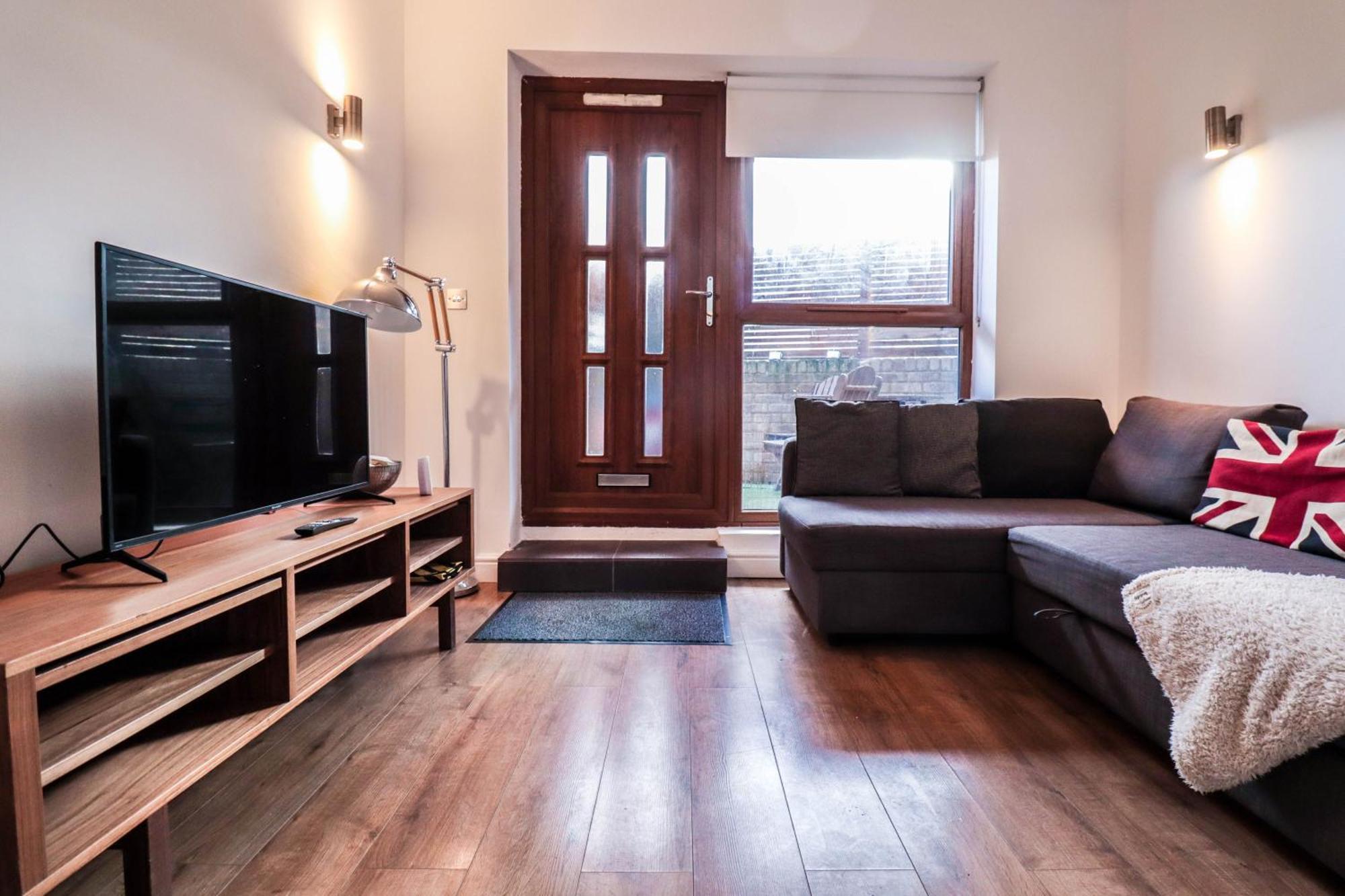 Stunning Split Level *