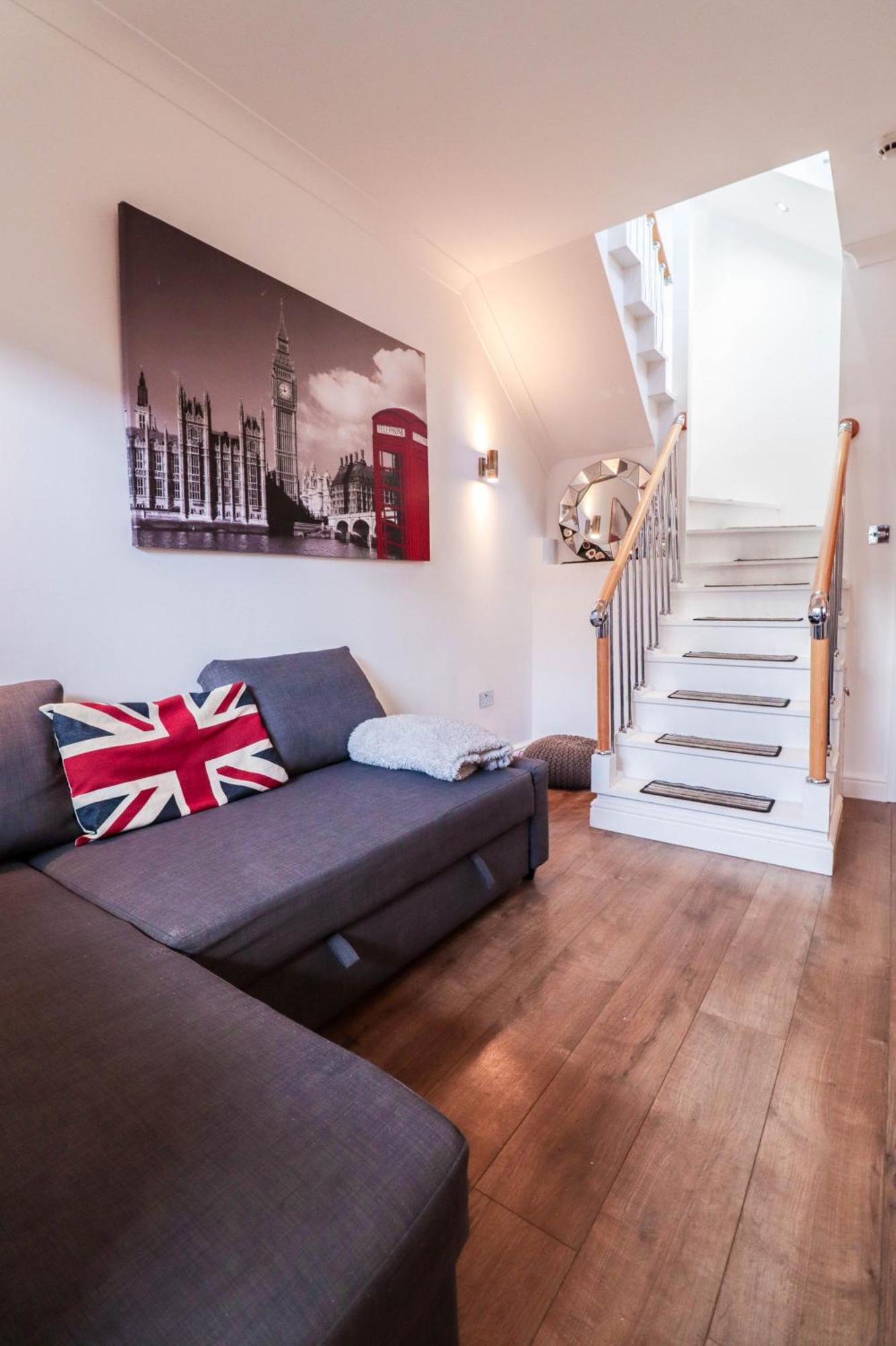 Stunning Split Level Apartamento
