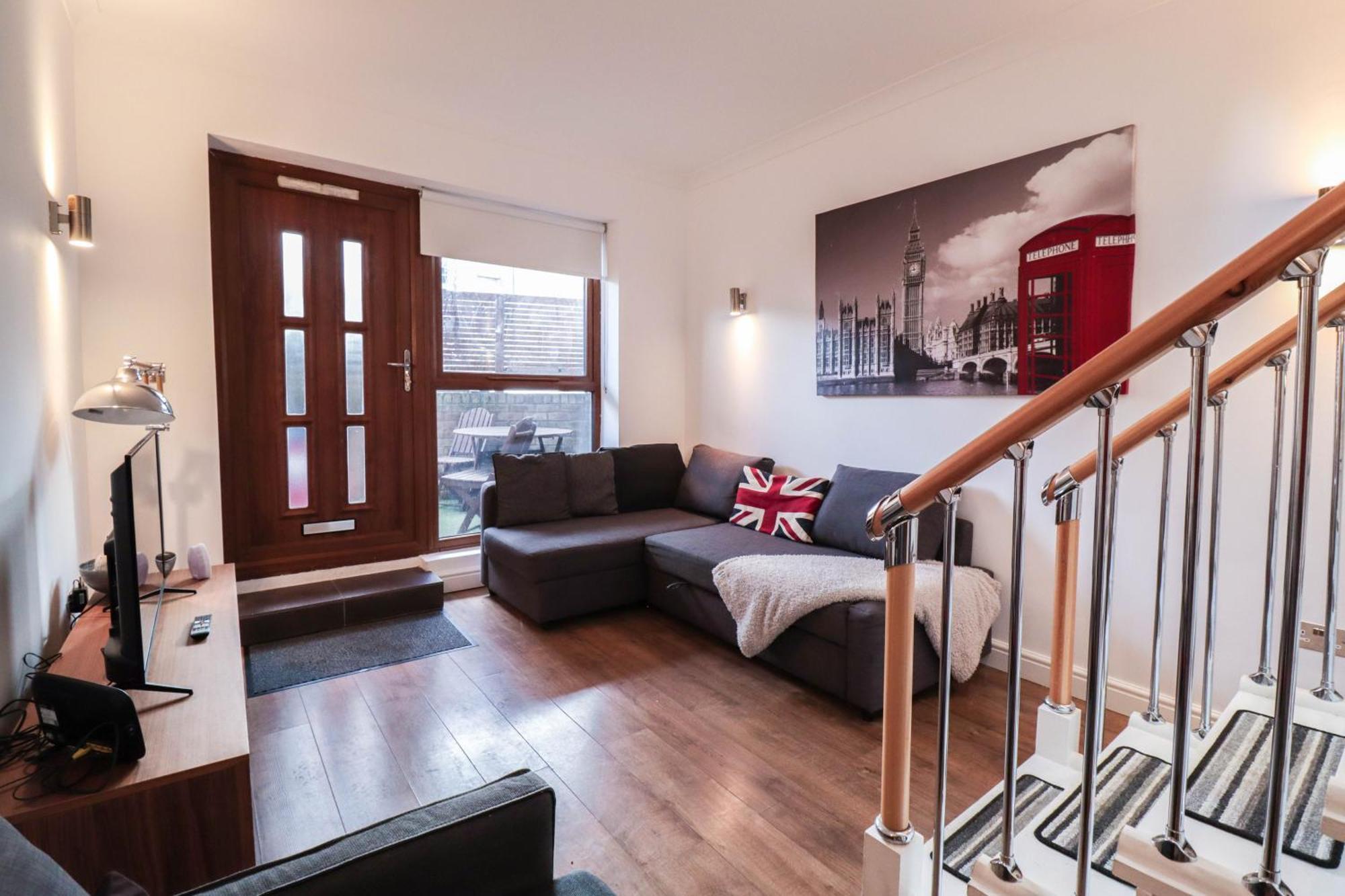 Stunning Split Level Apartamento Londres
